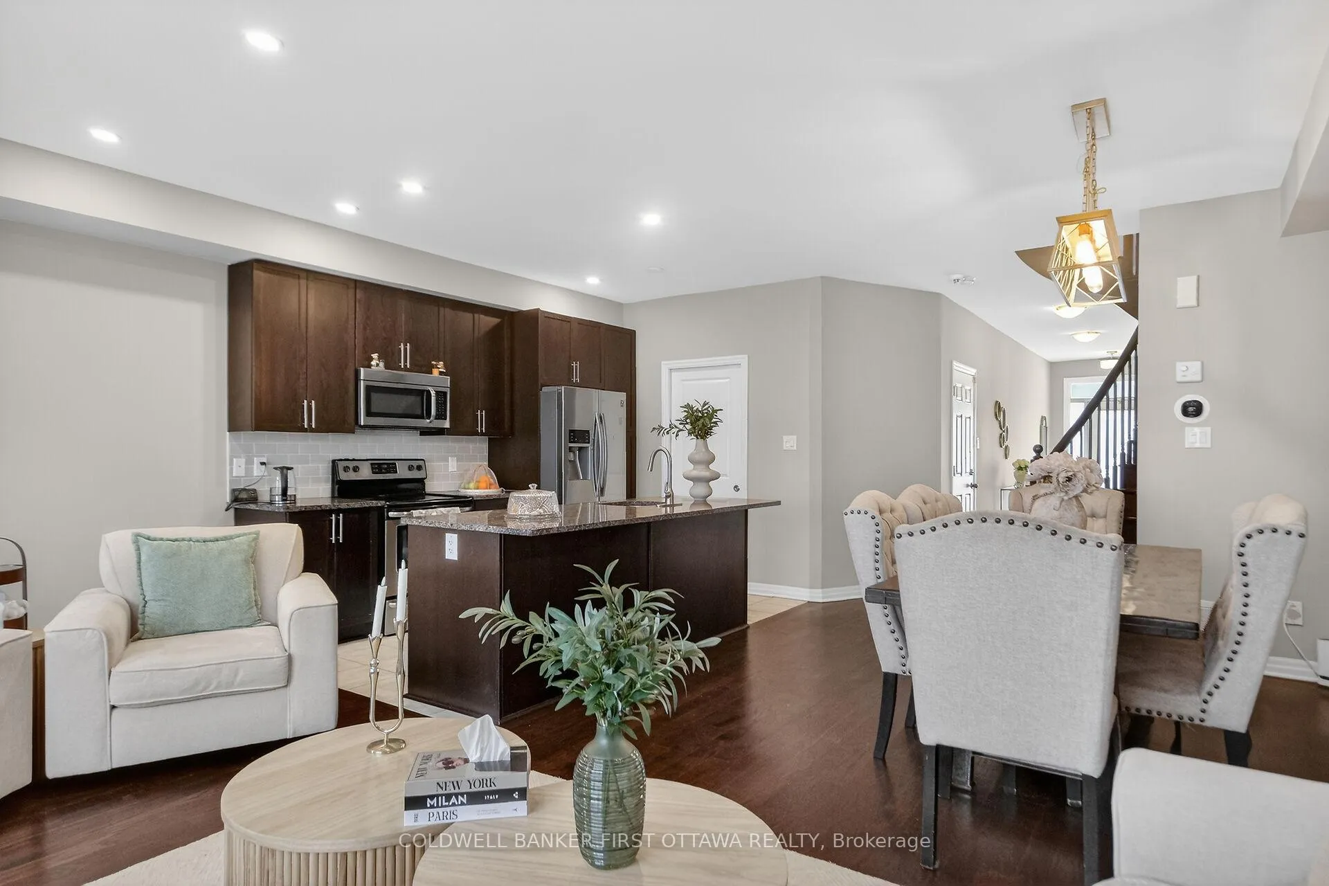 Photo 18 of 906 Littlerock Street, Ottawa, Leitrim — HOMEH