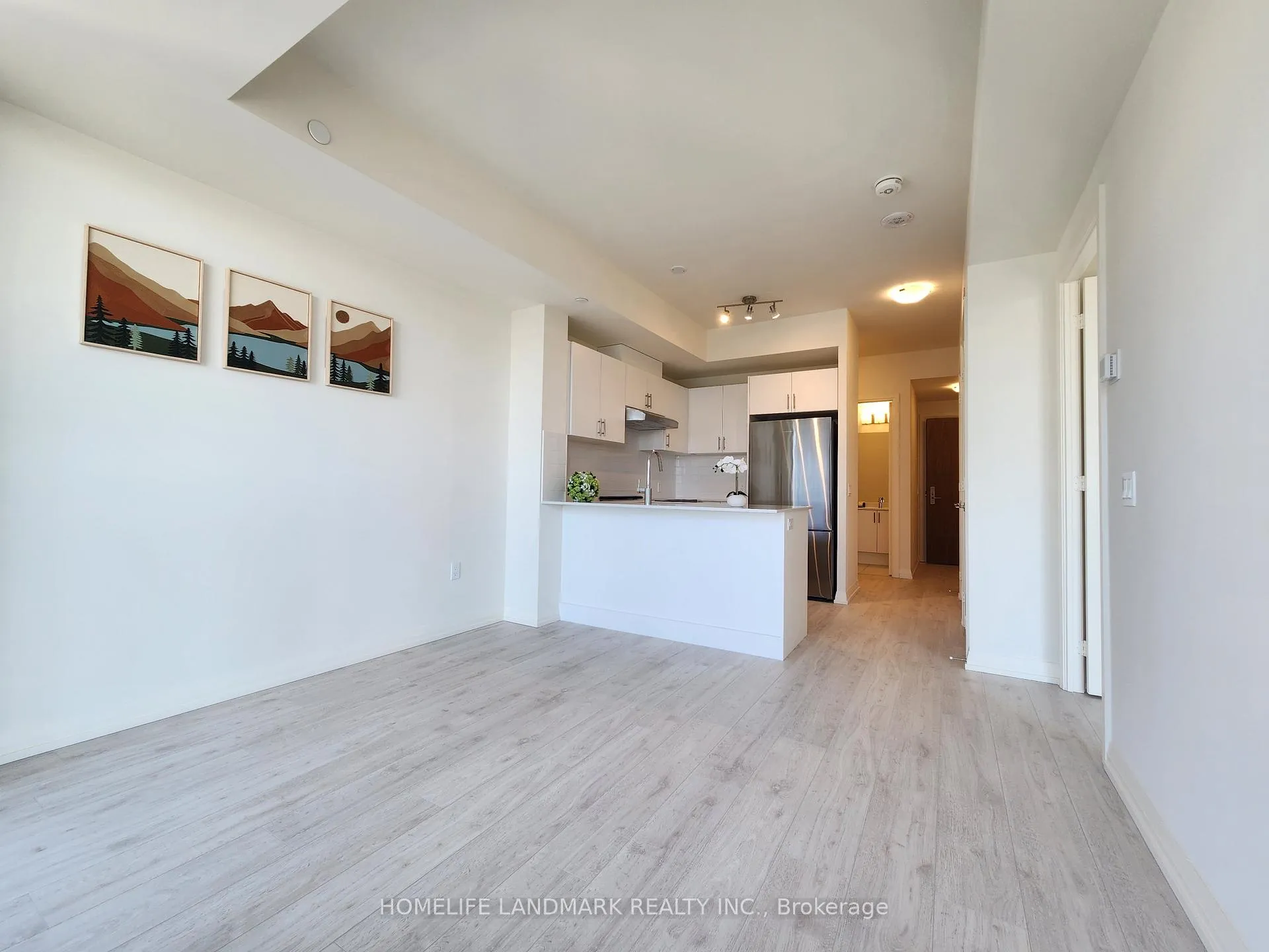 Photo 5 of Unit 2510, 27 Korda Gate, Vaughan, Vellore Village — HOMEH