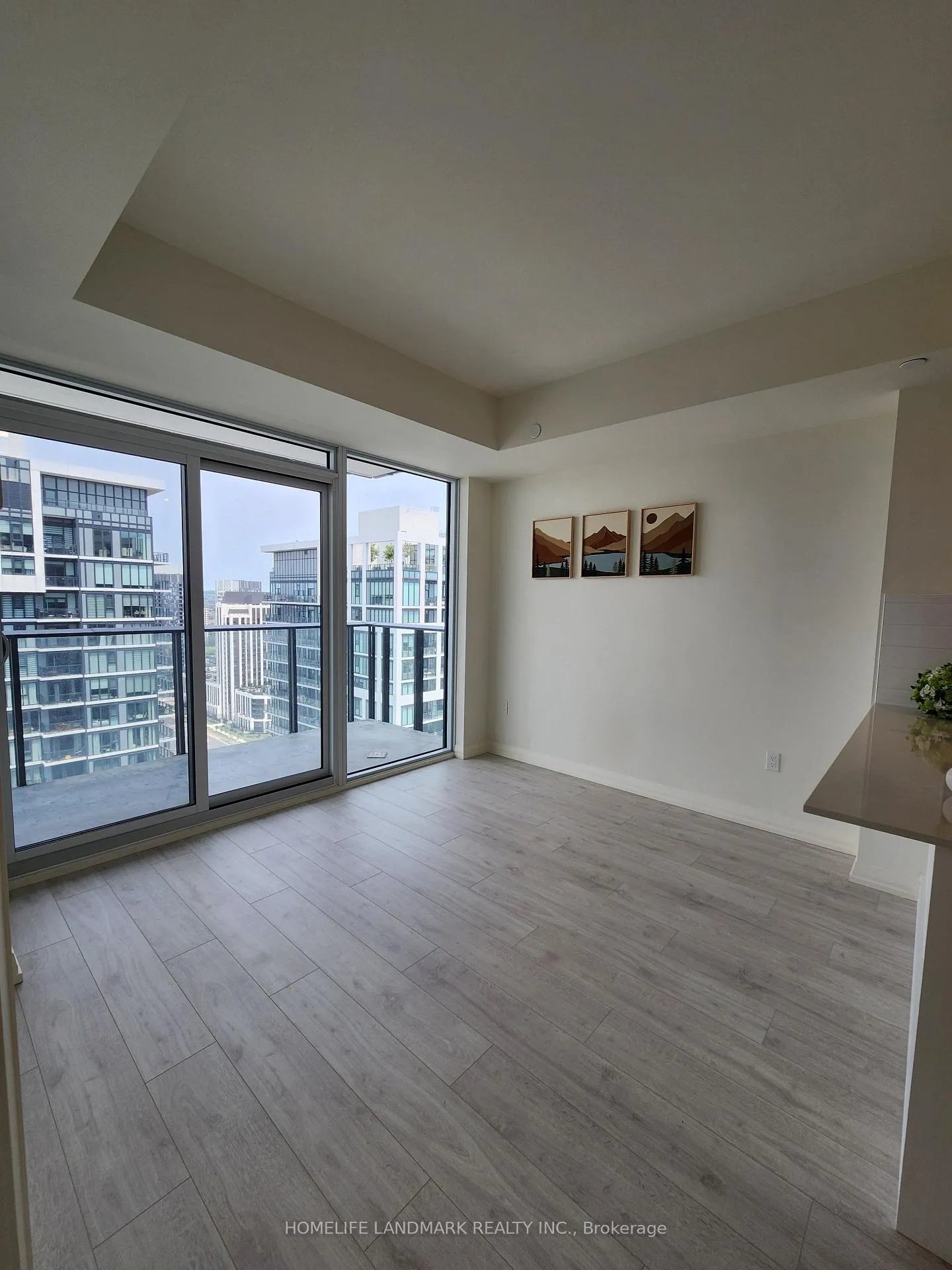 Photo 6 of Unit 2510, 27 Korda Gate, Vaughan, Vellore Village — HOMEH