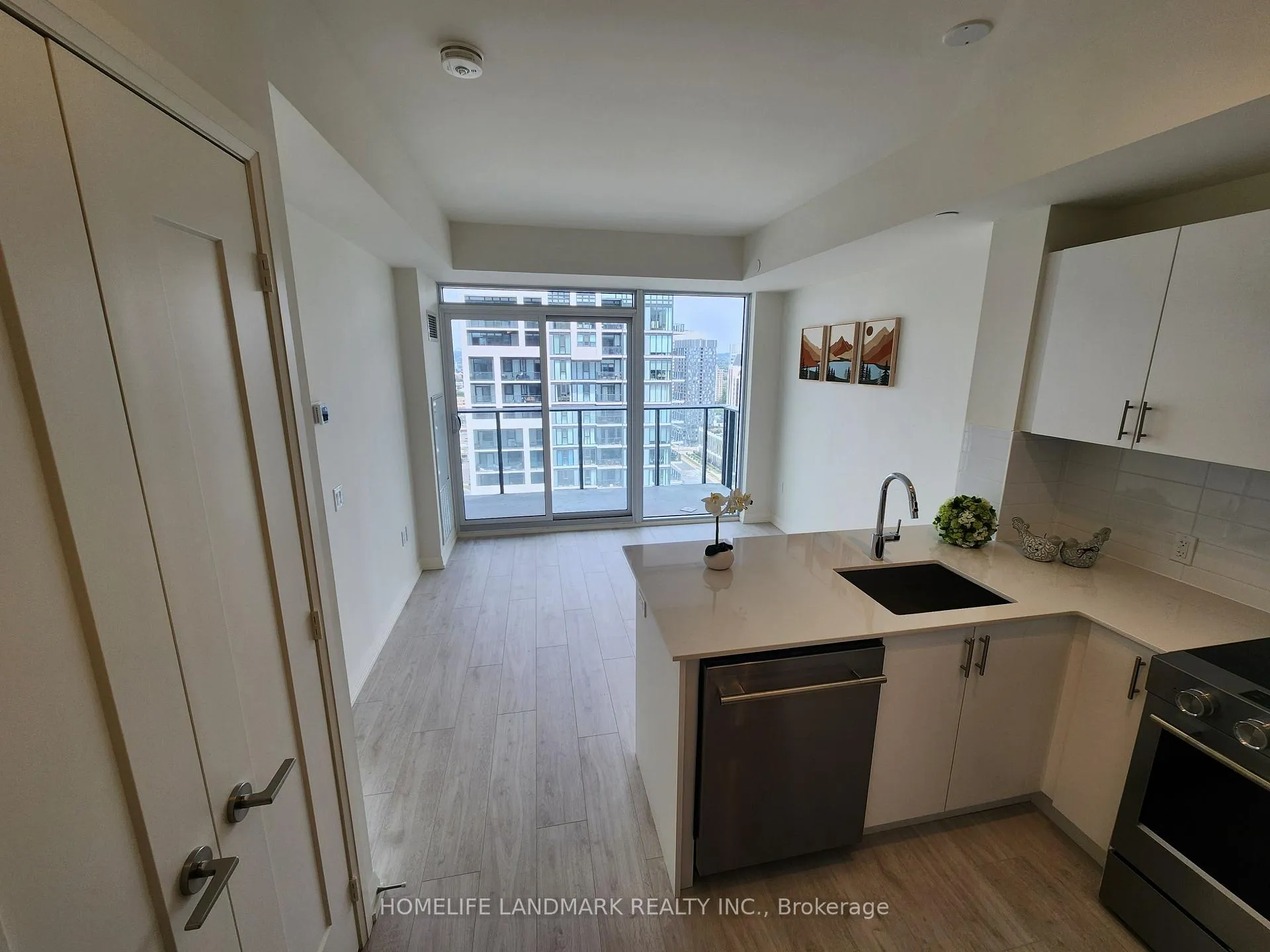 Photo 7 of Unit 2510, 27 Korda Gate, Vaughan, Vellore Village — HOMEH