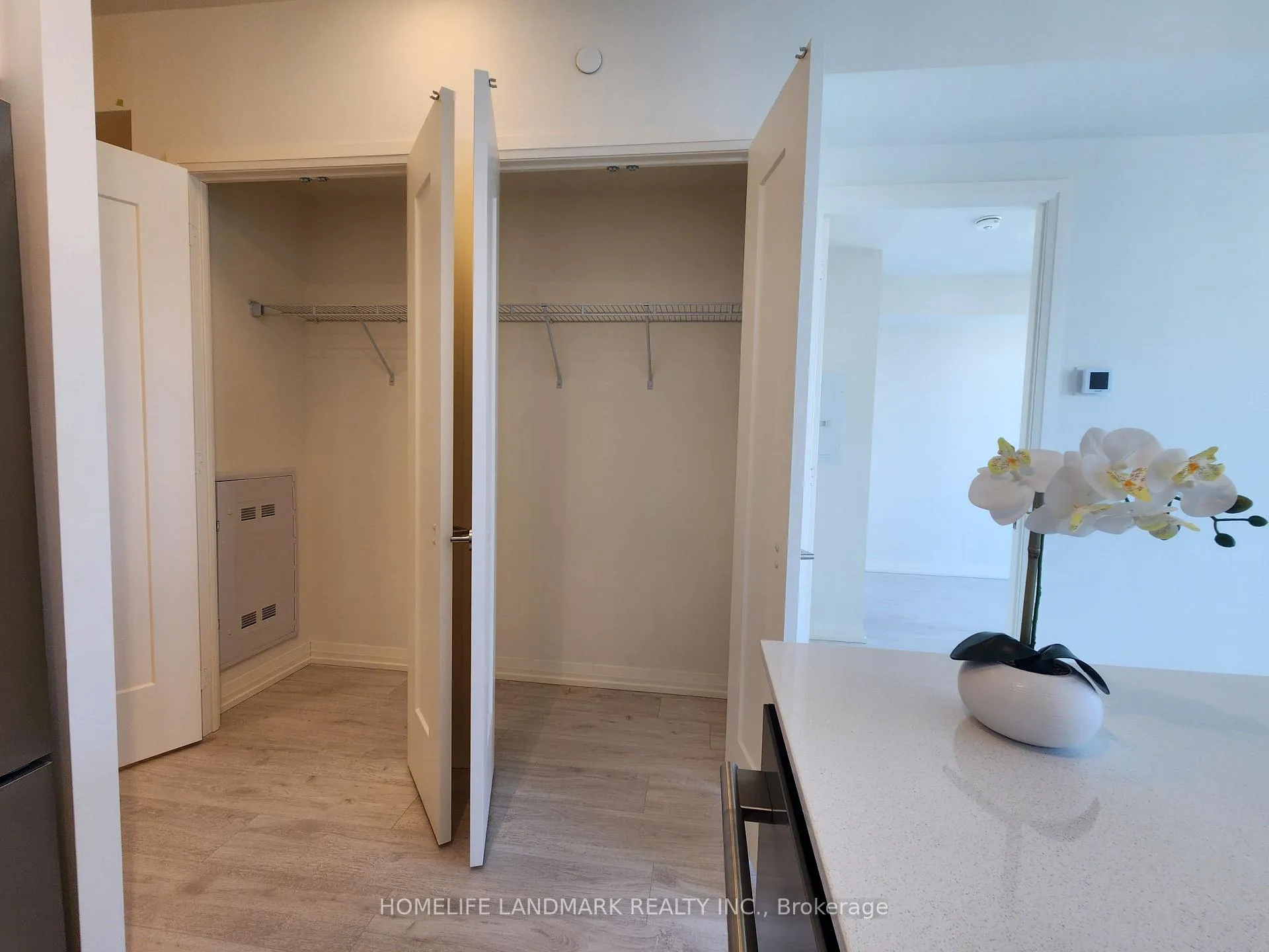 Photo 16 of Unit 2510, 27 Korda Gate, Vaughan, Vellore Village — HOMEH