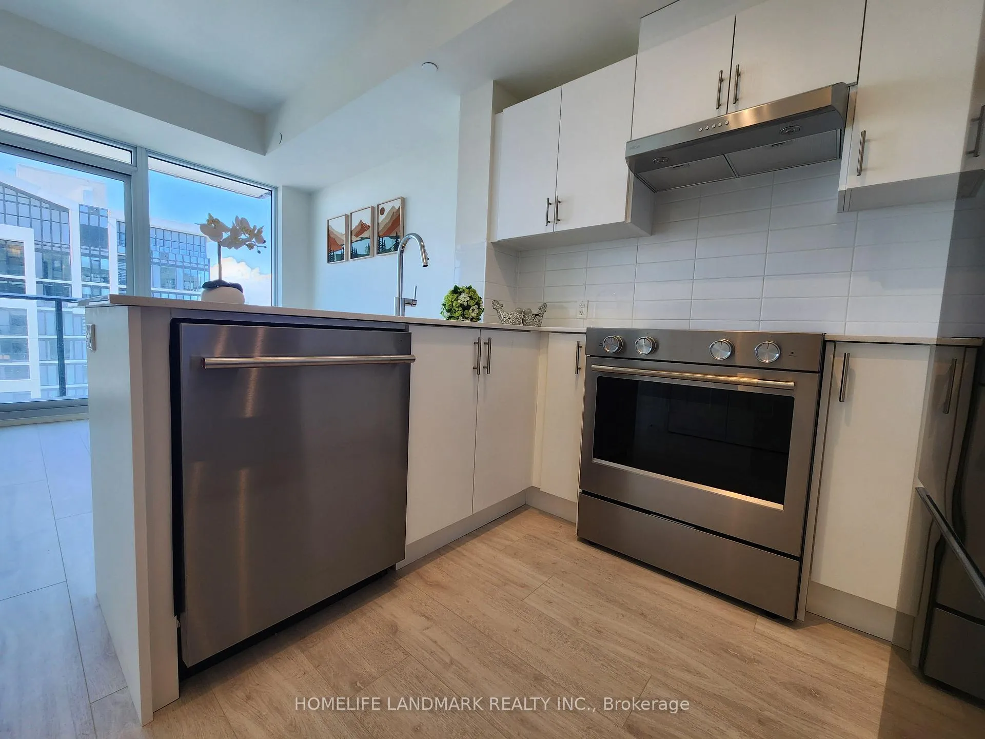 Photo 19 of Unit 2510, 27 Korda Gate, Vaughan, Vellore Village — HOMEH