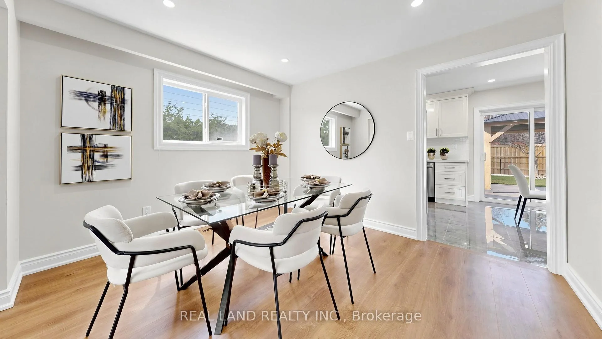Photo 6 of 54 Marblemount Crescent, Scarborough, Tam O'Shanter-Sullivan — HOMEH