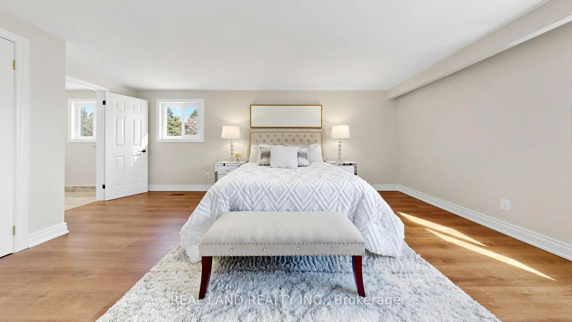Photo 20 of 54 Marblemount Crescent, Scarborough, Tam O'Shanter-Sullivan — HOMEH