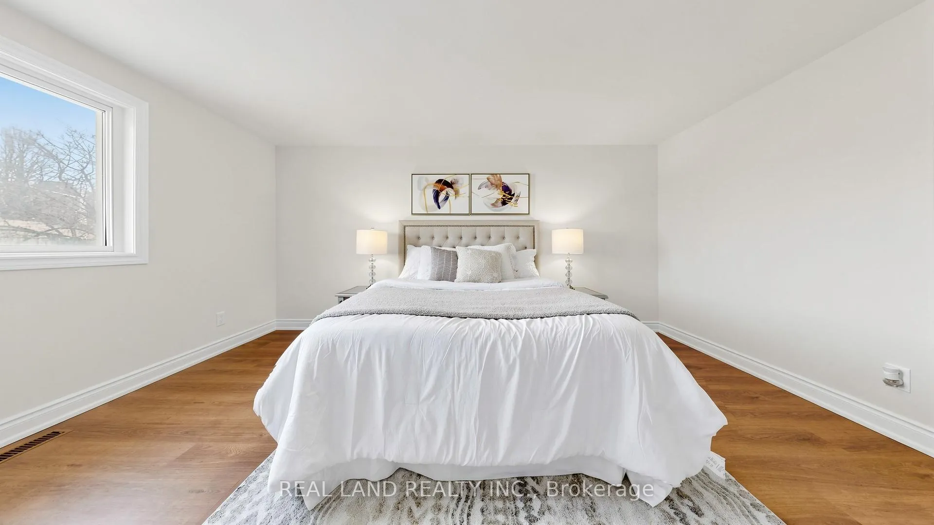 Photo 27 of 54 Marblemount Crescent, Scarborough, Tam O'Shanter-Sullivan — HOMEH