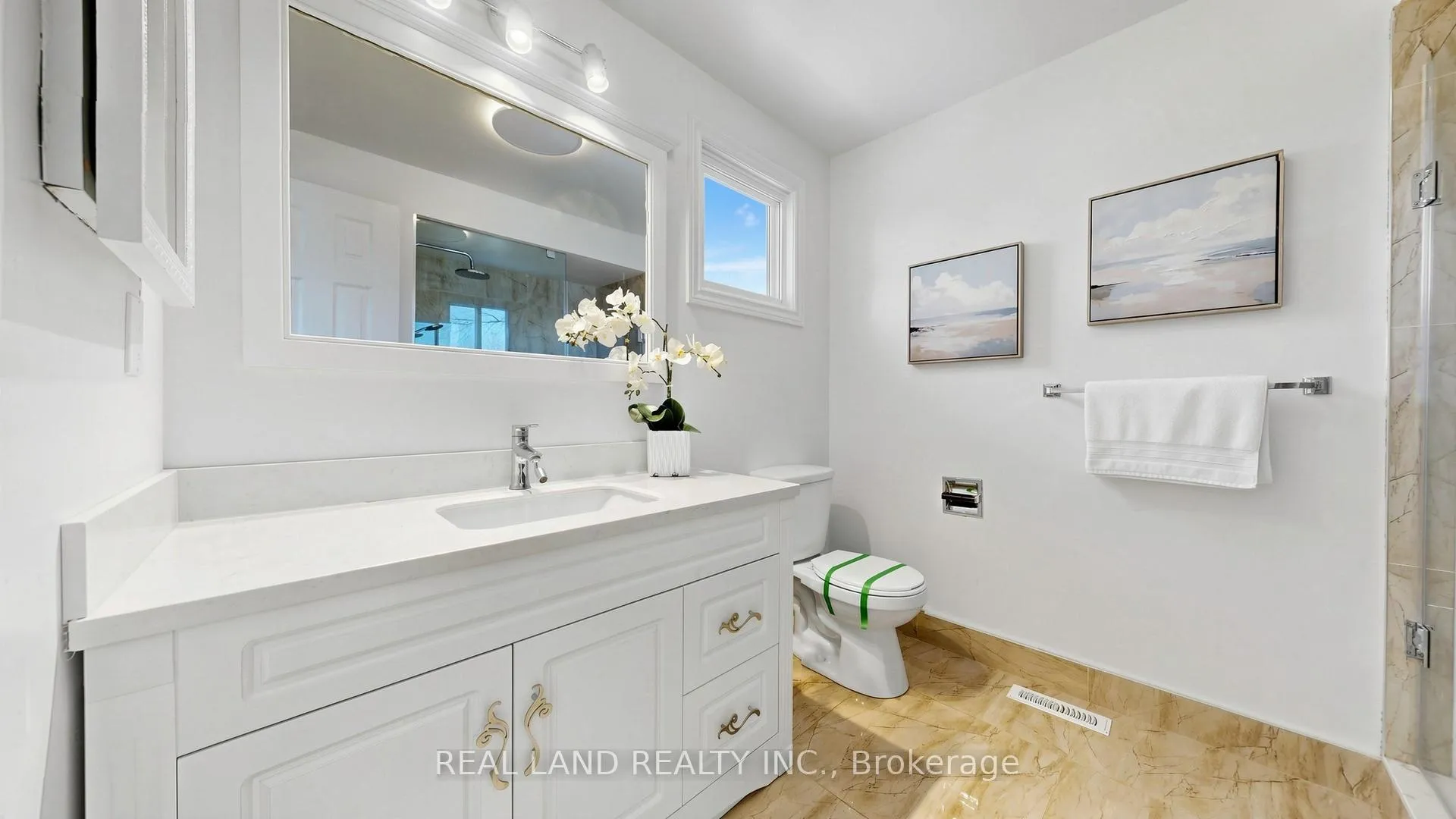Photo 28 of 54 Marblemount Crescent, Scarborough, Tam O'Shanter-Sullivan — HOMEH