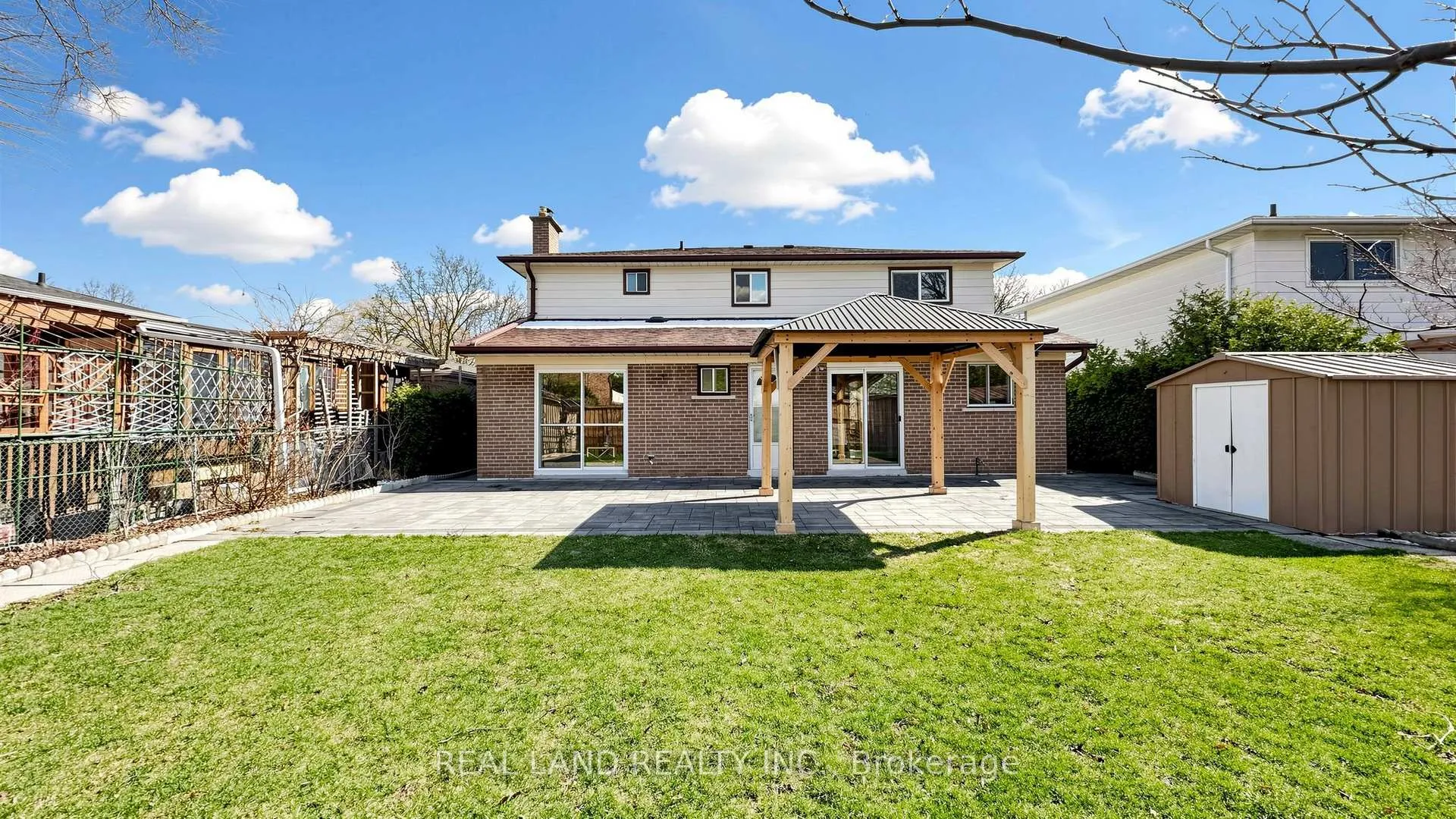 Photo 38 of 54 Marblemount Crescent, Scarborough, Tam O'Shanter-Sullivan — HOMEH