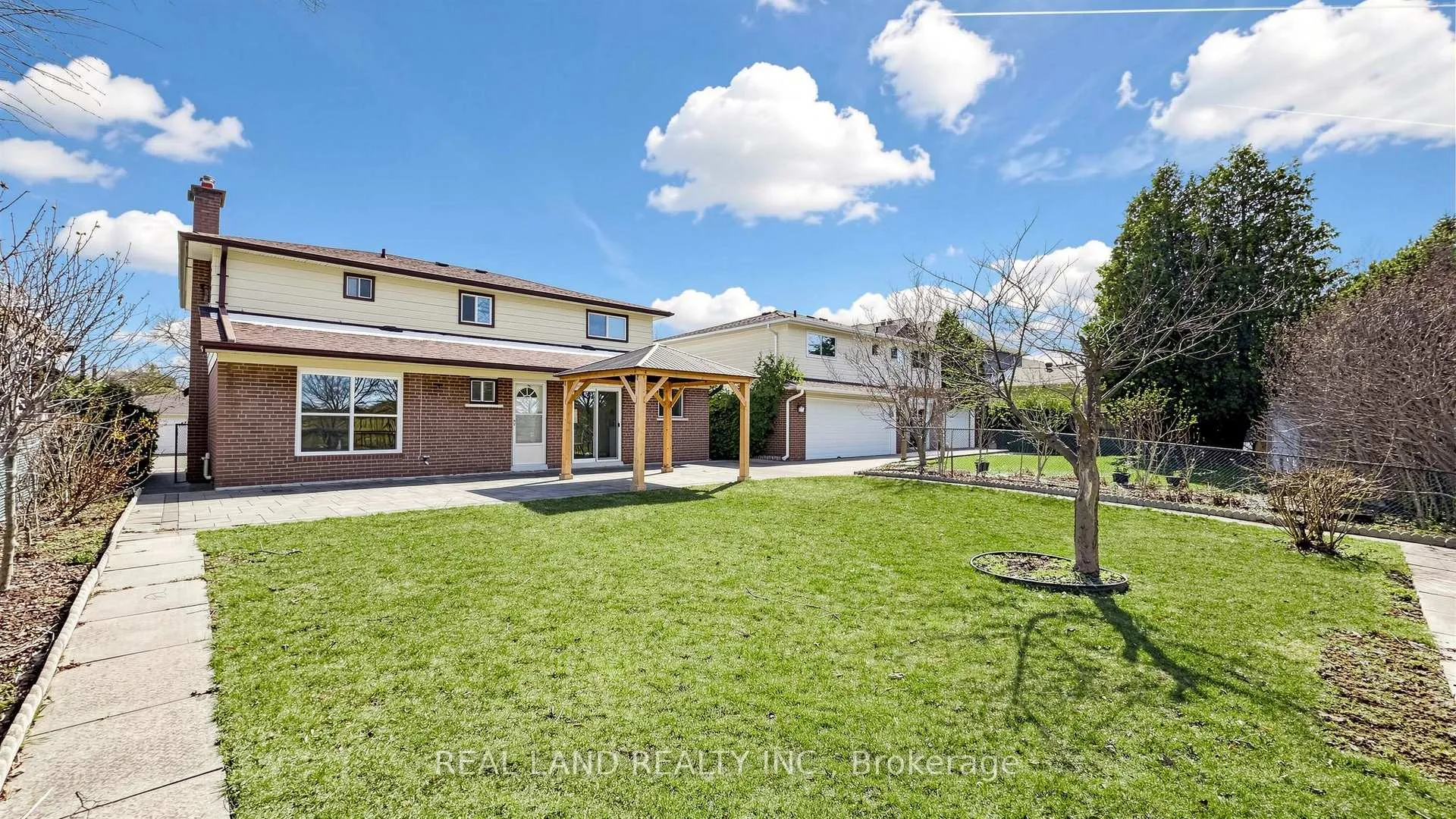 Photo 39 of 54 Marblemount Crescent, Scarborough, Tam O'Shanter-Sullivan — HOMEH