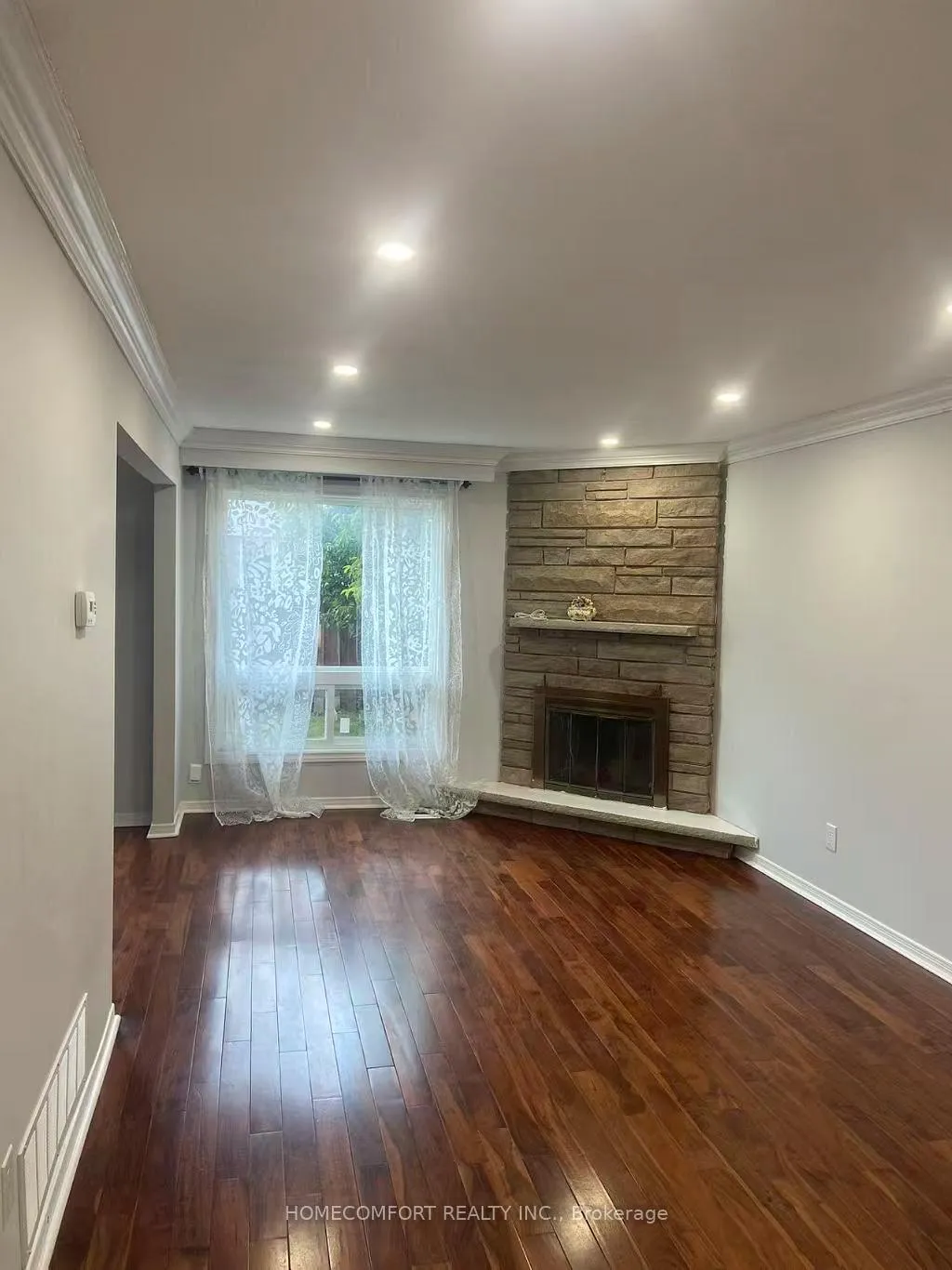 Photo 2 of 104 Dunmail Drive, Scarborough, Agincourt North — HOMEH