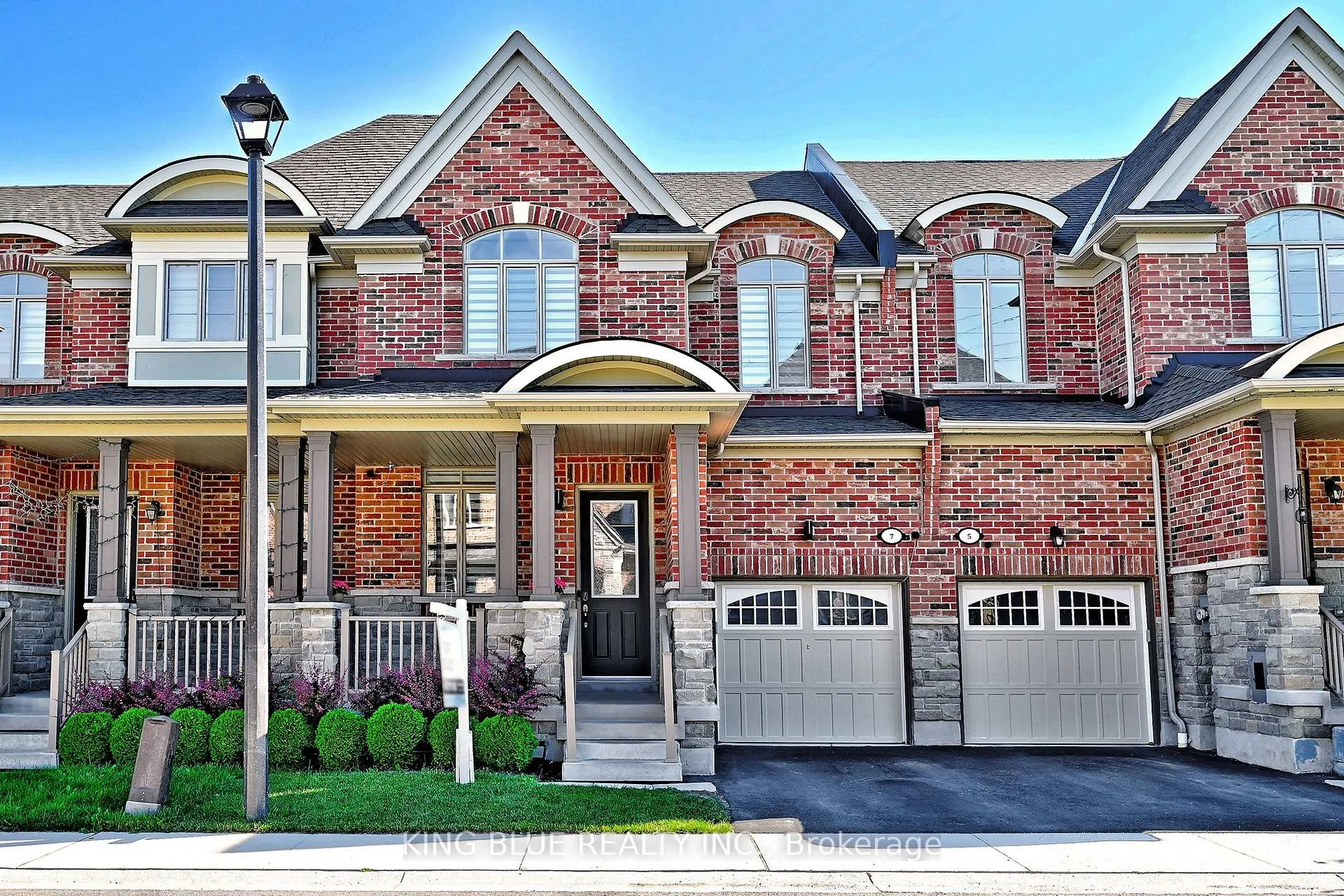 Front of 7 Hardman Lane