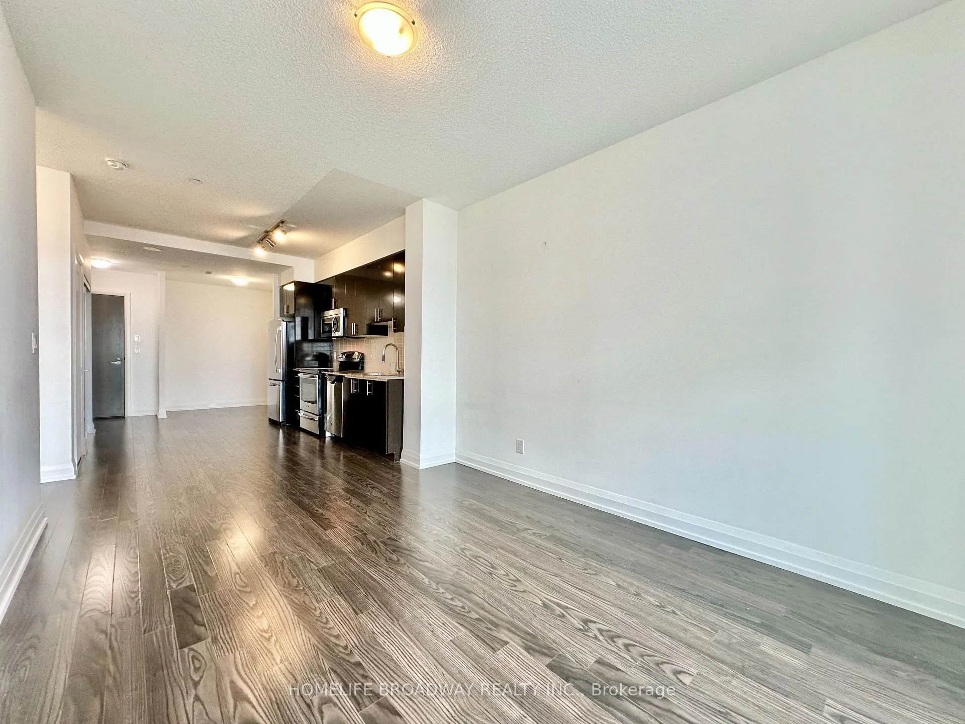 Photo 10 of Unit 2833, 7161 Yonge Street, Markham, Grandview — HOMEH