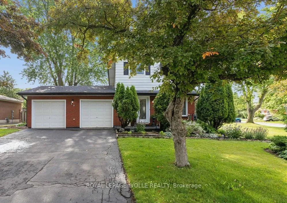 Photo 2 of 45 Arrowhead Crescent, Kitchener, Pioneer Park — HOMEH