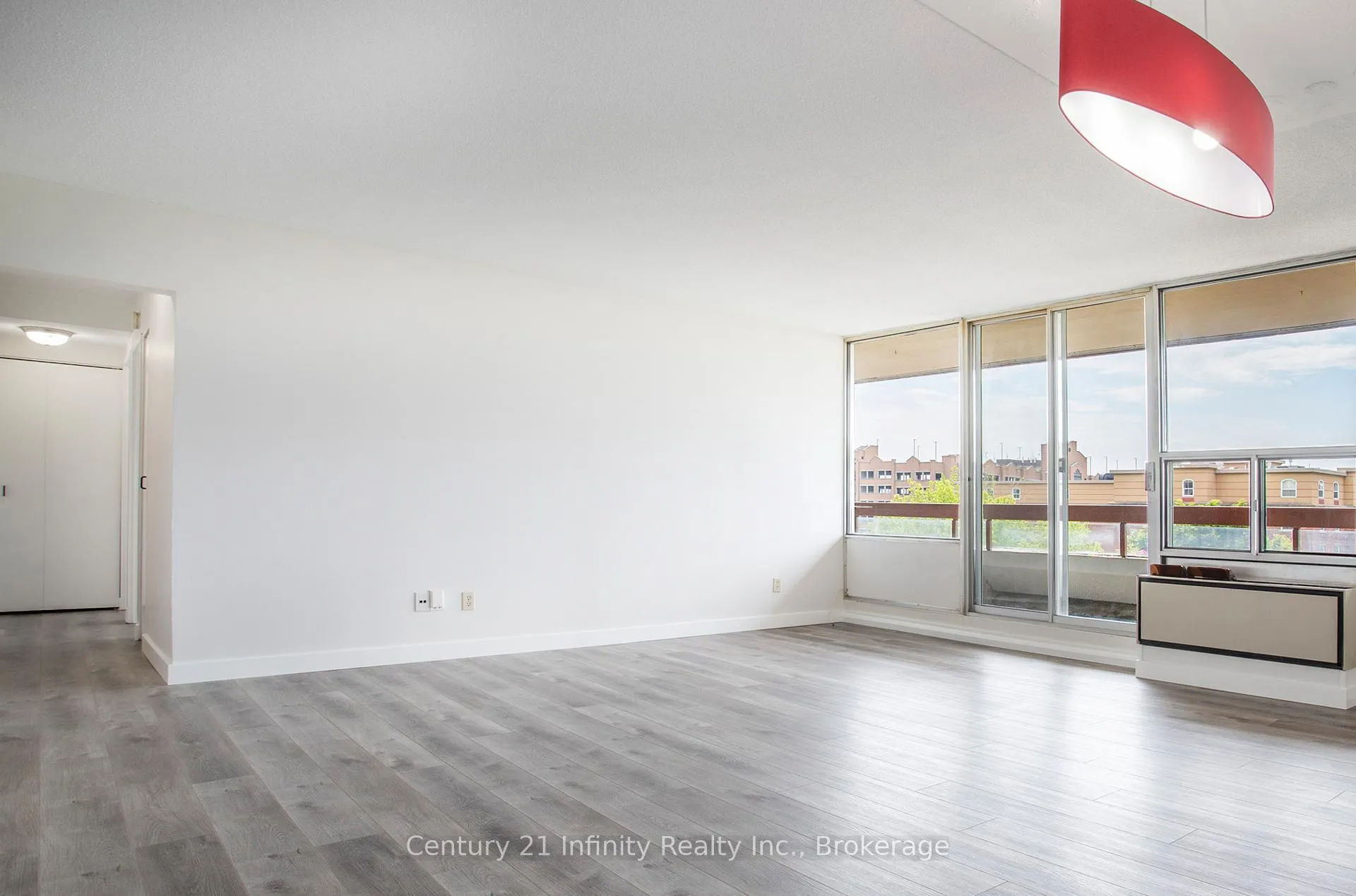 Photo 3 of Unit 422, 50 Richmond Street E, Oshawa, O'Neill — HOMEH