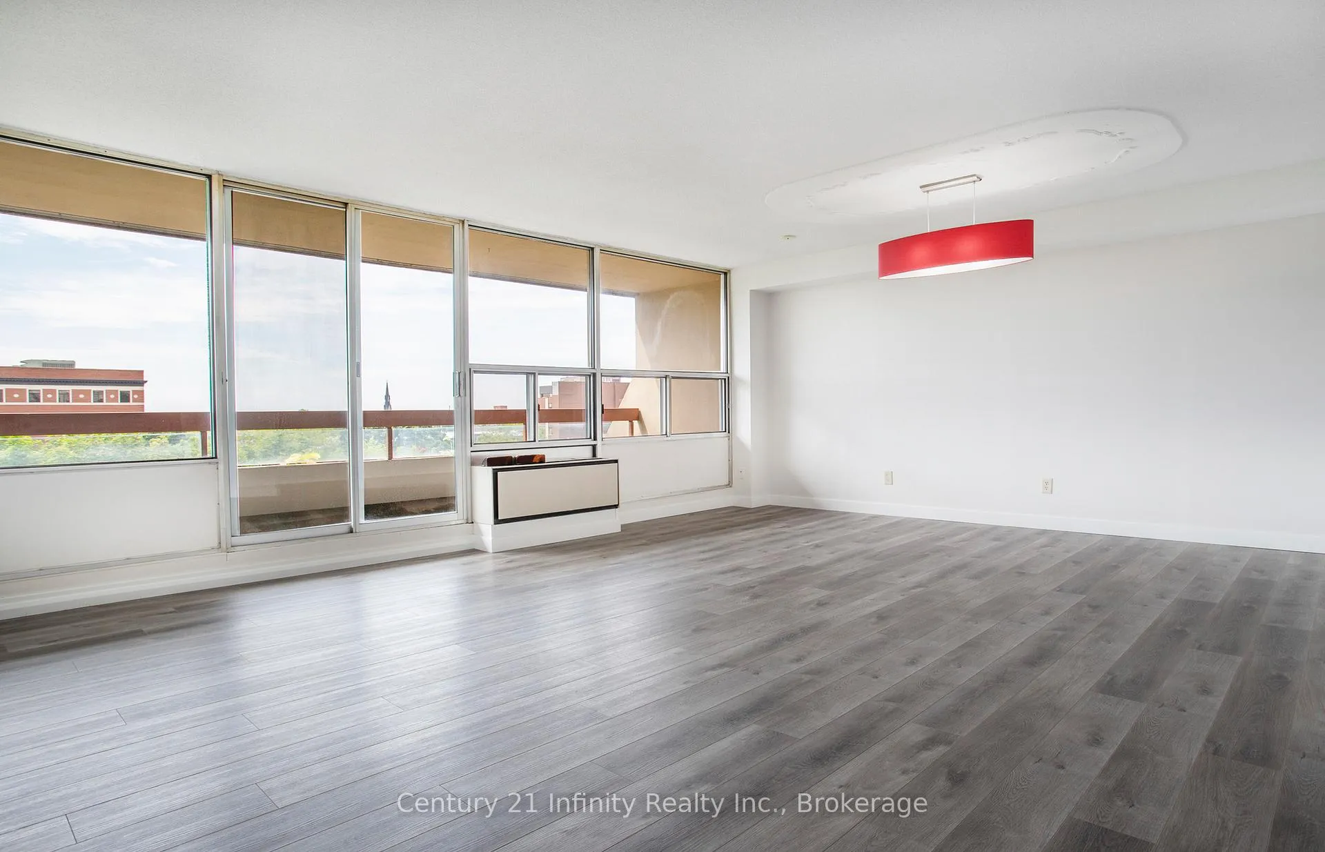 Photo 4 of Unit 422, 50 Richmond Street E, Oshawa, O'Neill — HOMEH