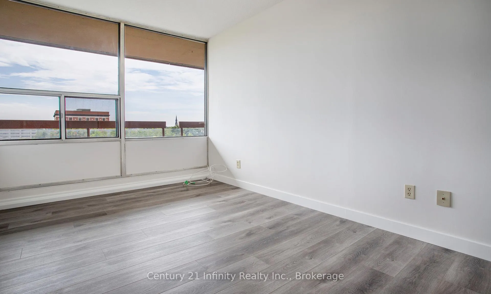 Photo 16 of Unit 422, 50 Richmond Street E, Oshawa, O'Neill — HOMEH