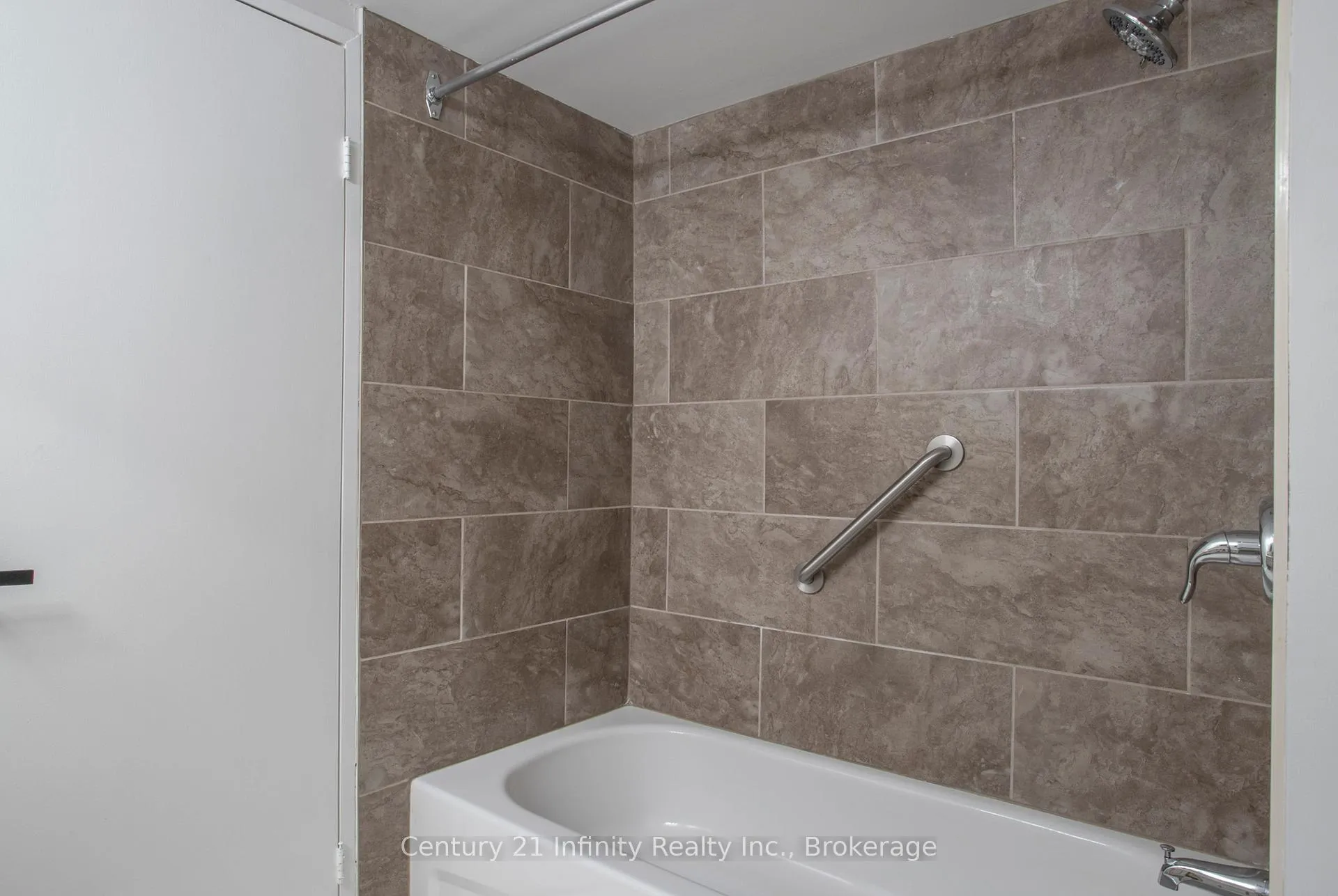Photo 19 of Unit 422, 50 Richmond Street E, Oshawa, O'Neill — HOMEH