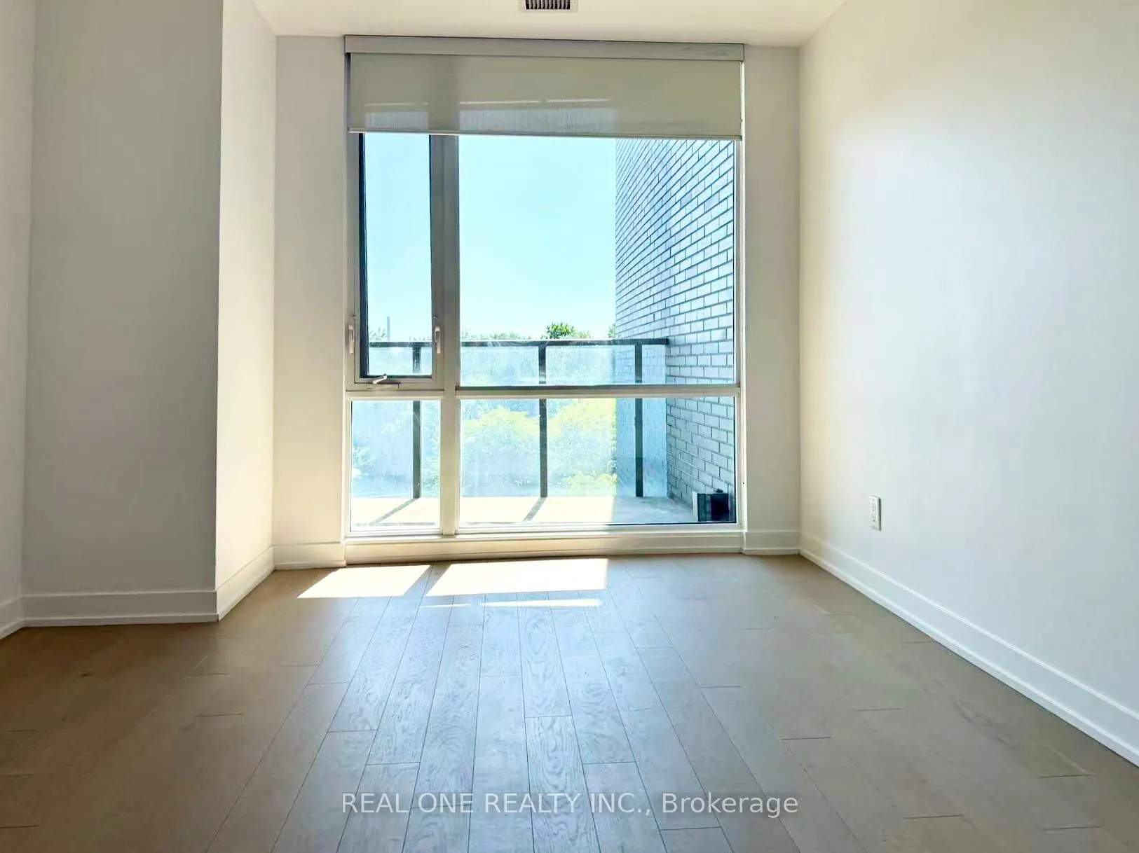 Photo 15 of Unit N410, 120 Bayview Avenue, Toronto, Waterfront Communities — HOMEH