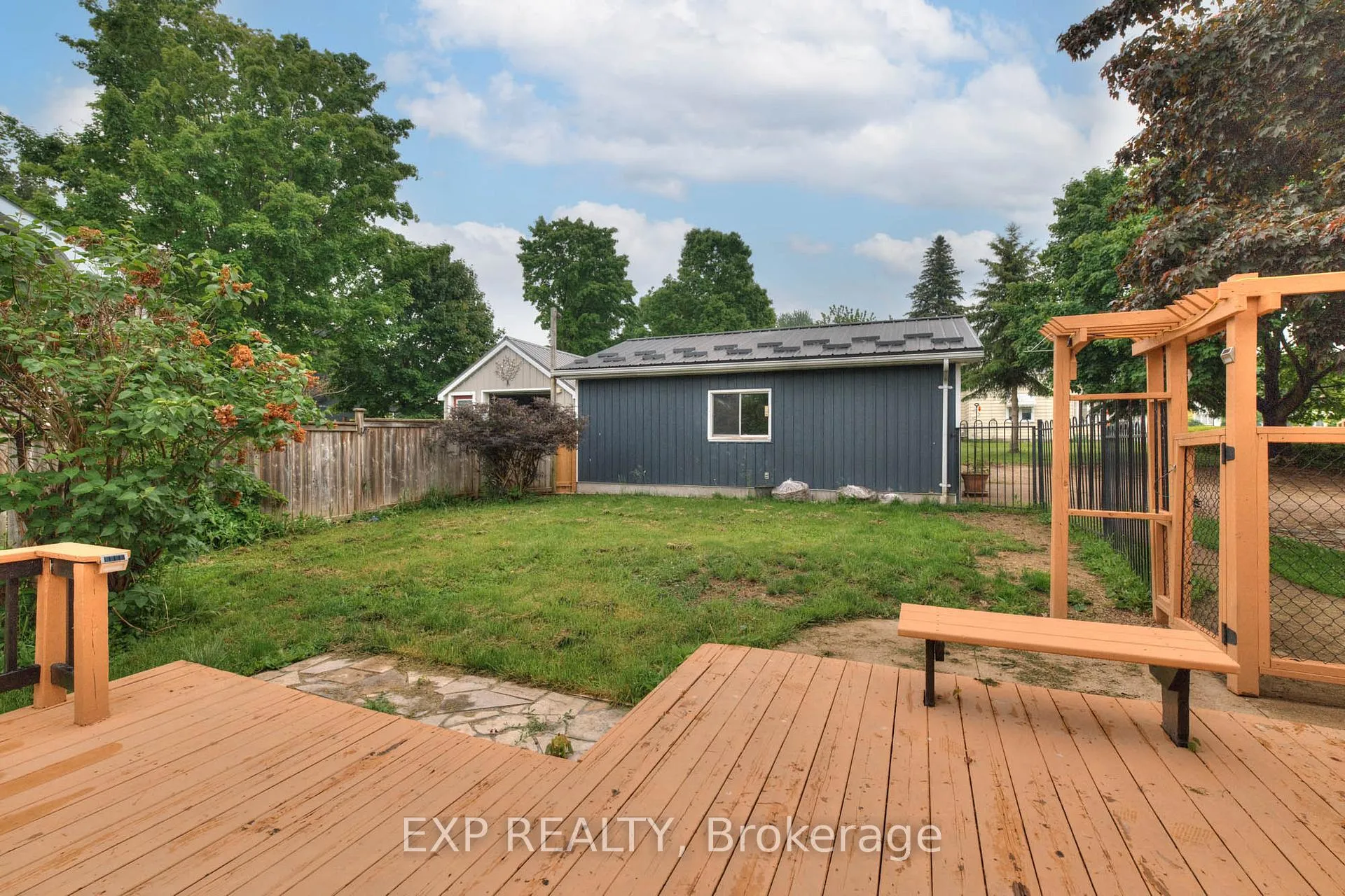 Photo 5 of 181 Shuter St Street, North Huron, Wingham — HOMEH