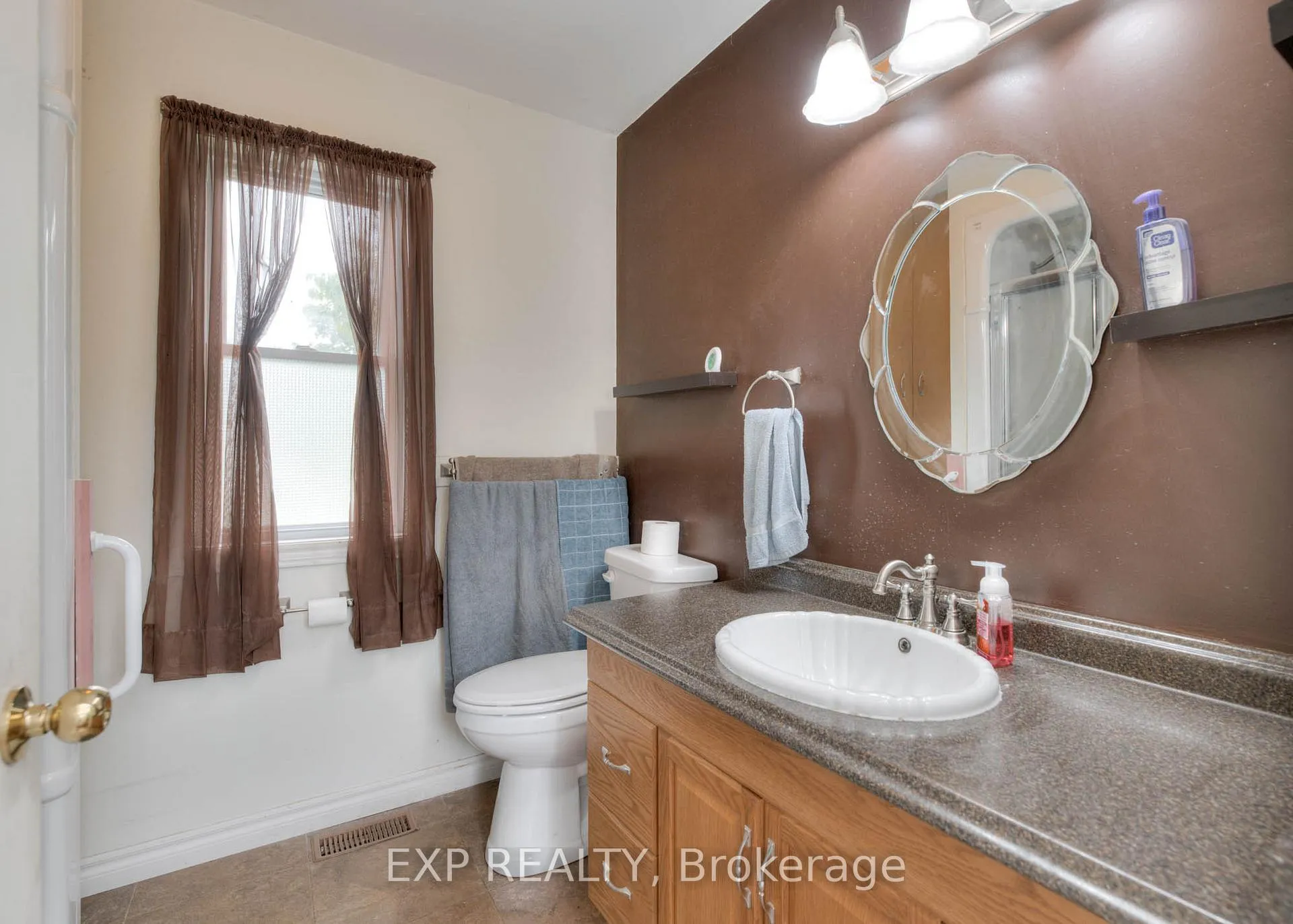 Photo 24 of 181 Shuter St Street, North Huron, Wingham — HOMEH