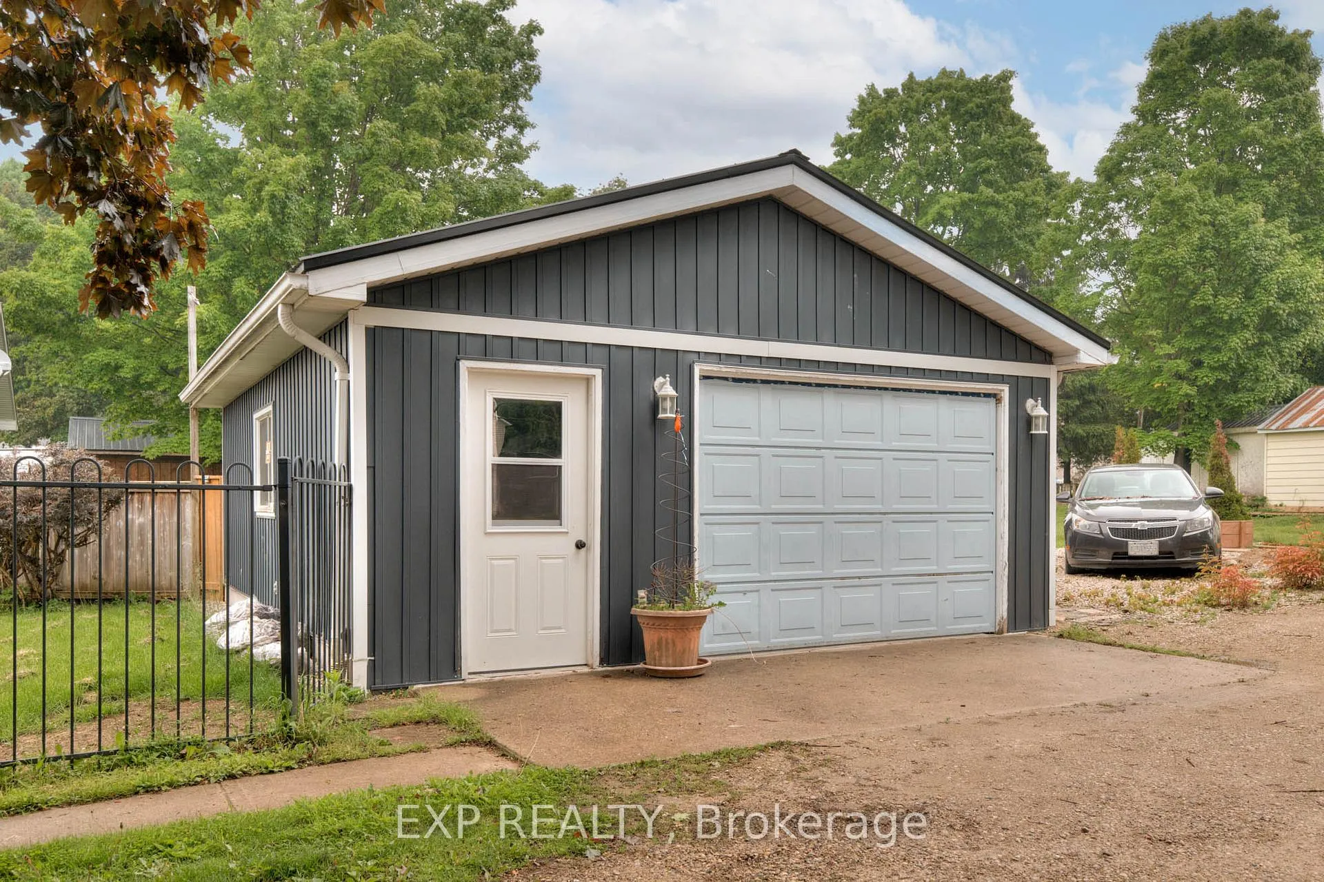 Photo 36 of 181 Shuter St Street, North Huron, Wingham — HOMEH