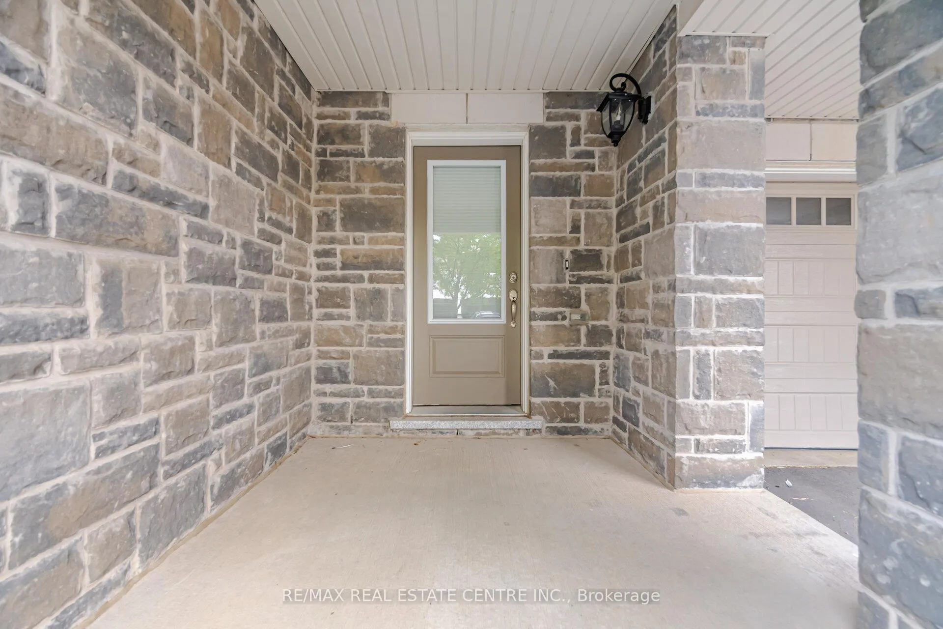 Photo 6 of 1273 Hop Place, Milton, Cobban — HOMEH