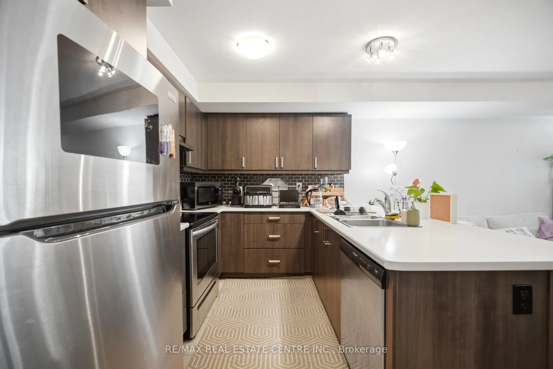 Photo 11 of 1273 Hop Place, Milton, Cobban — HOMEH