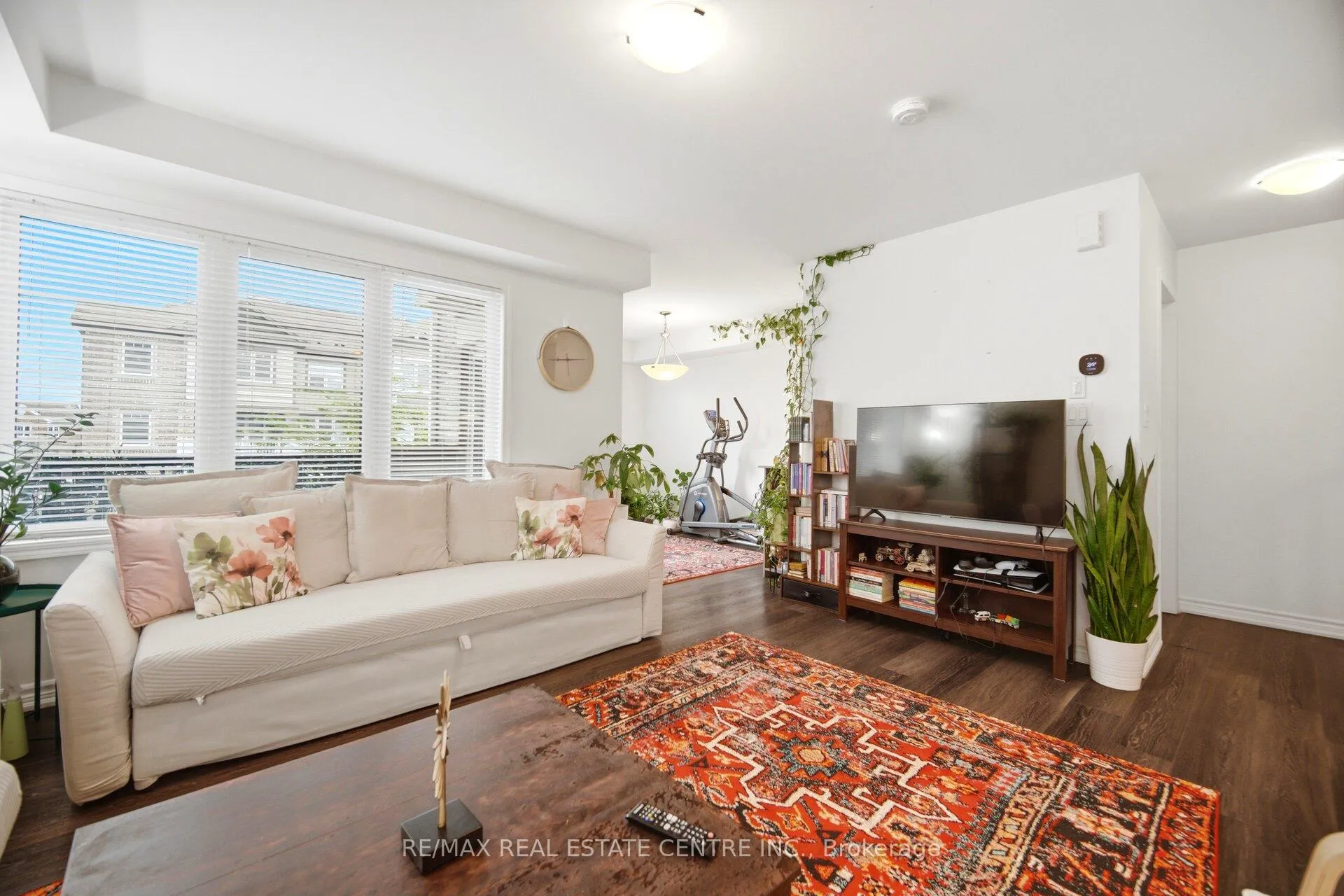 Photo 16 of 1273 Hop Place, Milton, Cobban — HOMEH