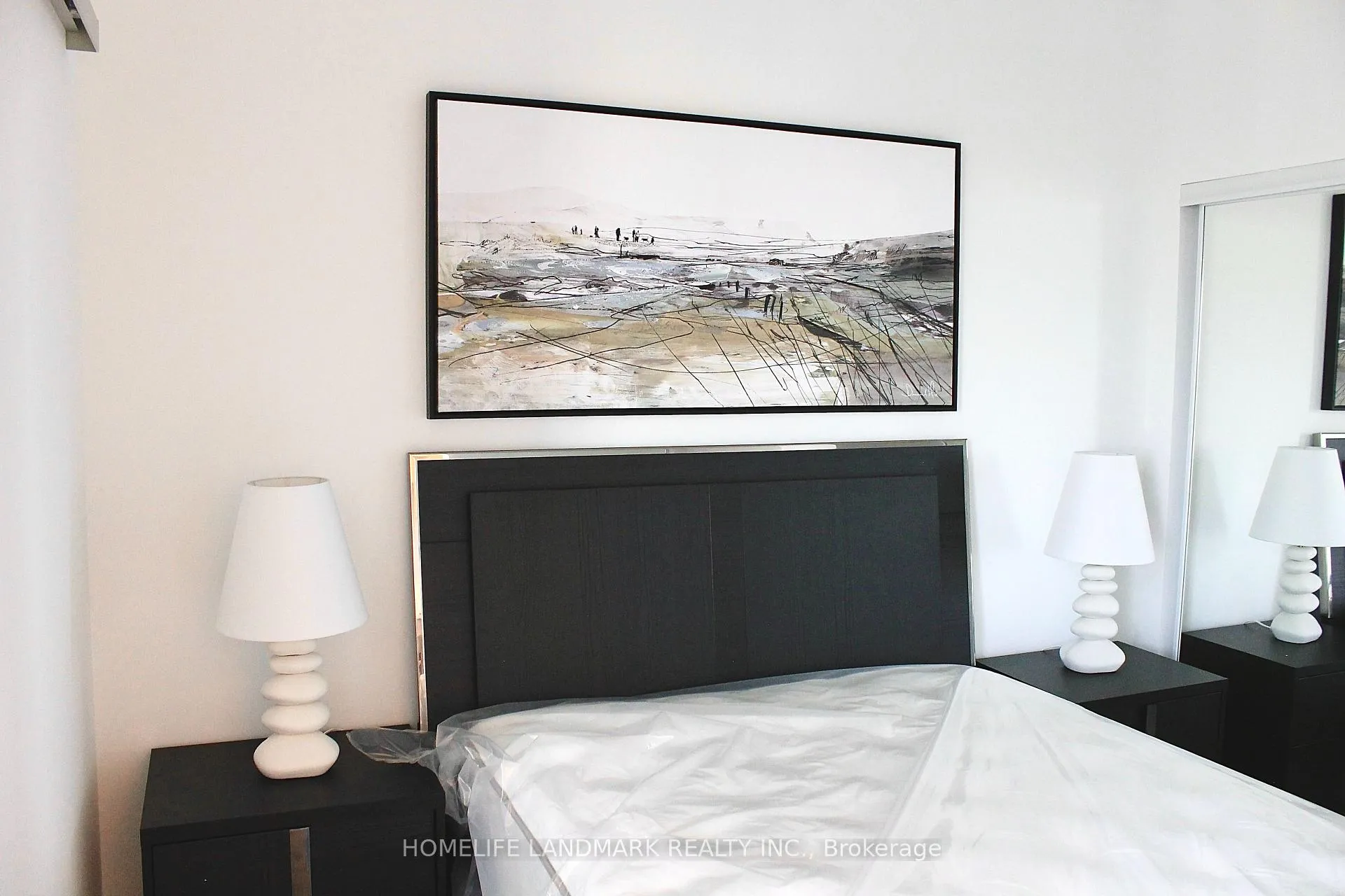 Photo 2 of Unit 5511, 395 Bloor Street E, Toronto, North St. James Town — HOMEH