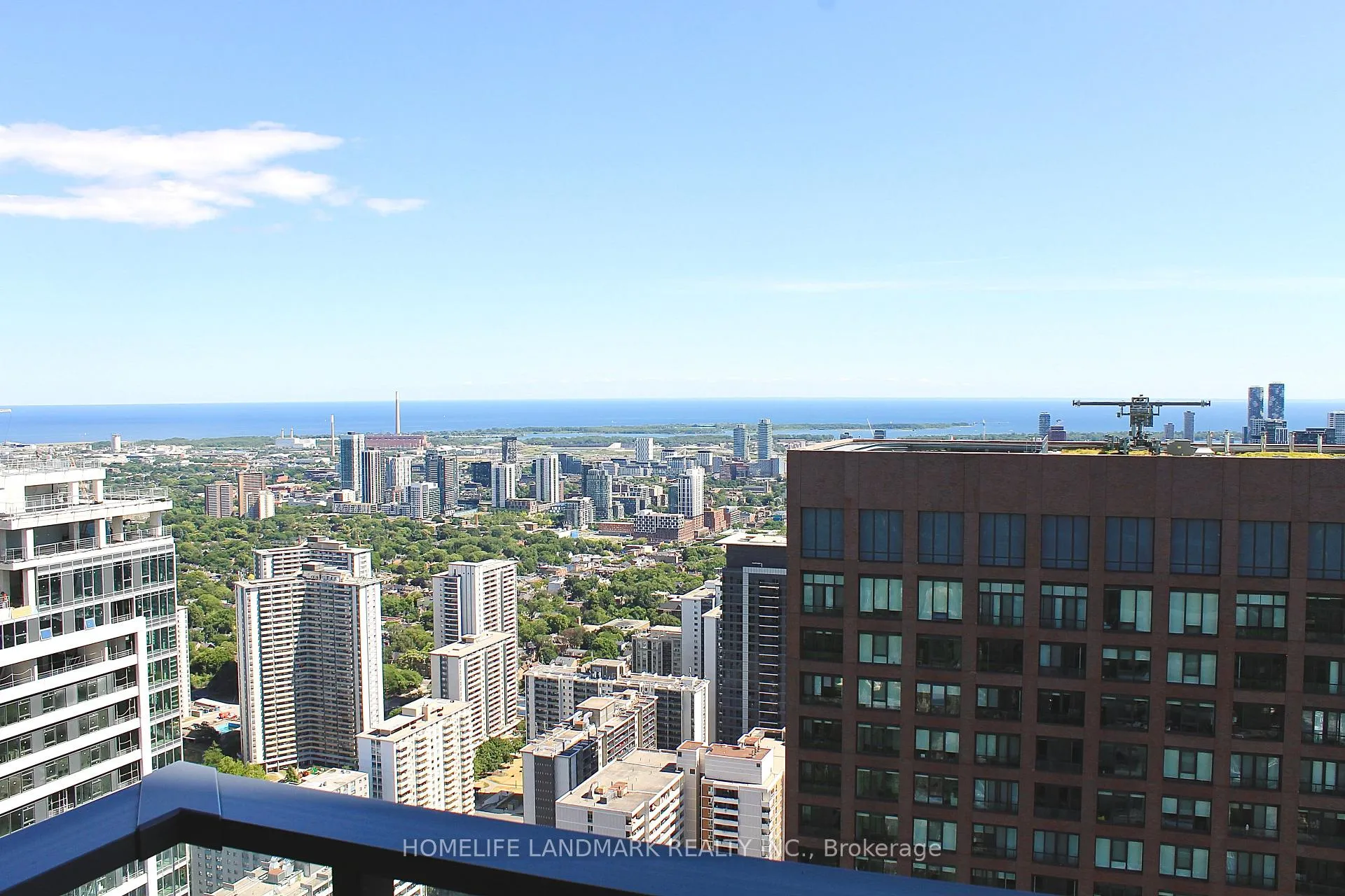 Photo 5 of Unit 5511, 395 Bloor Street E, Toronto, North St. James Town — HOMEH