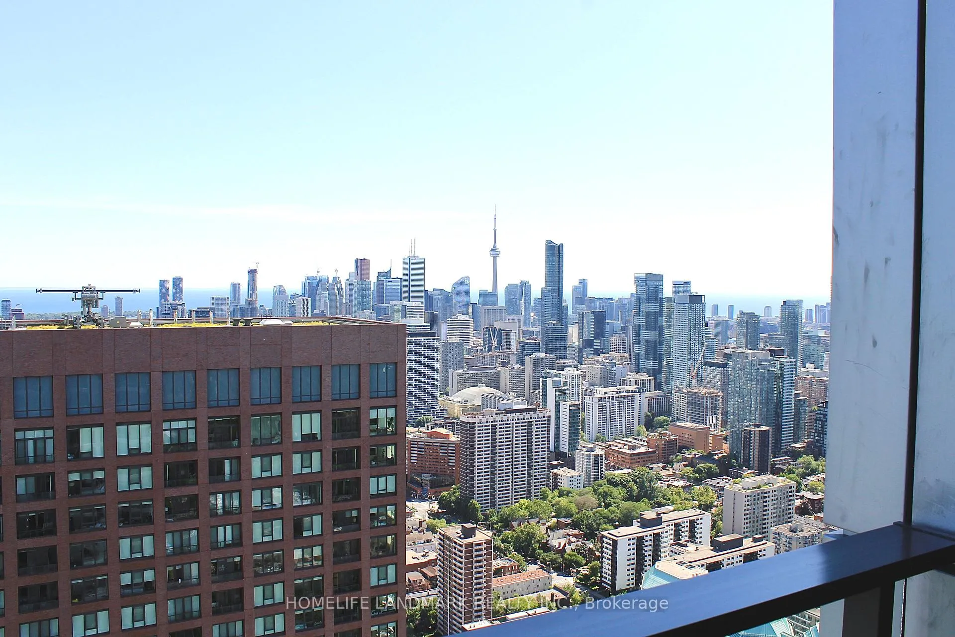 Photo 6 of Unit 5511, 395 Bloor Street E, Toronto, North St. James Town — HOMEH
