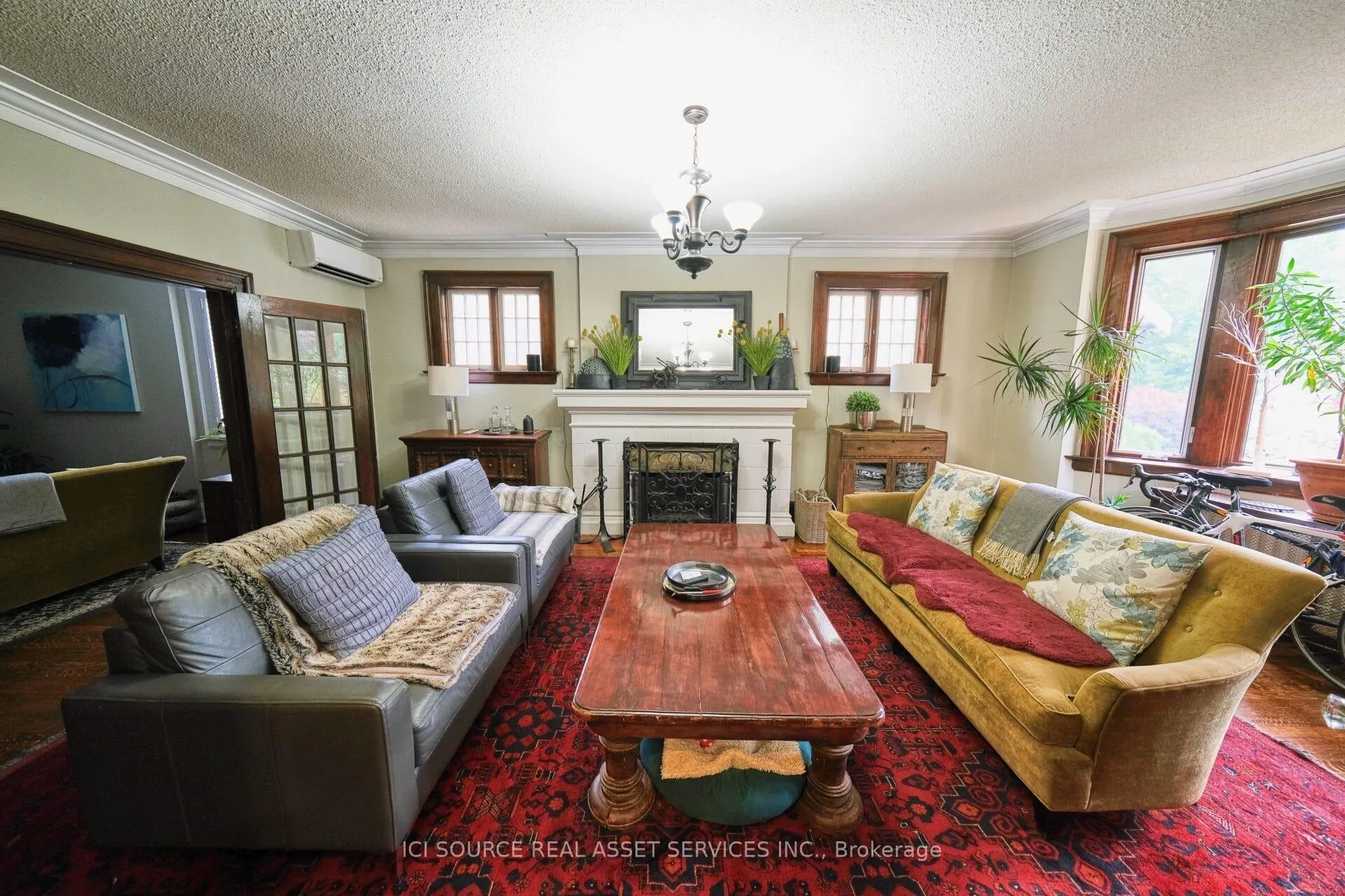 Photo 2 of 59 High Park Boulevard, Toronto, High Park-Swansea — HOMEH