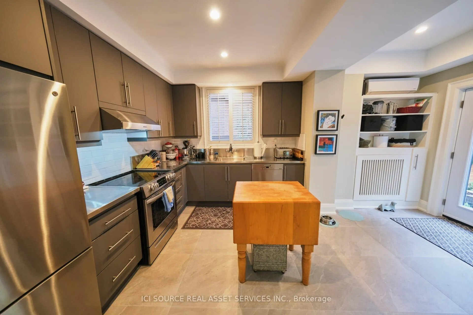 Photo 5 of 59 High Park Boulevard, Toronto, High Park-Swansea — HOMEH