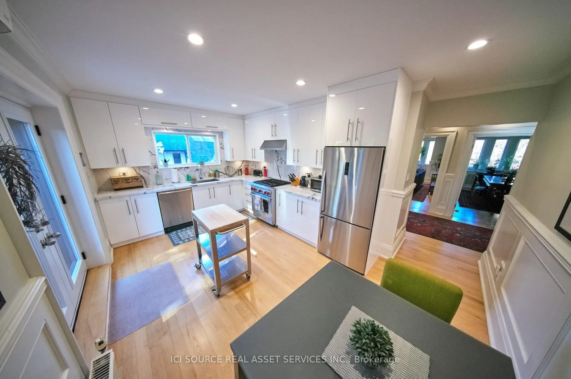 Photo 18 of 59 High Park Boulevard, Toronto, High Park-Swansea — HOMEH