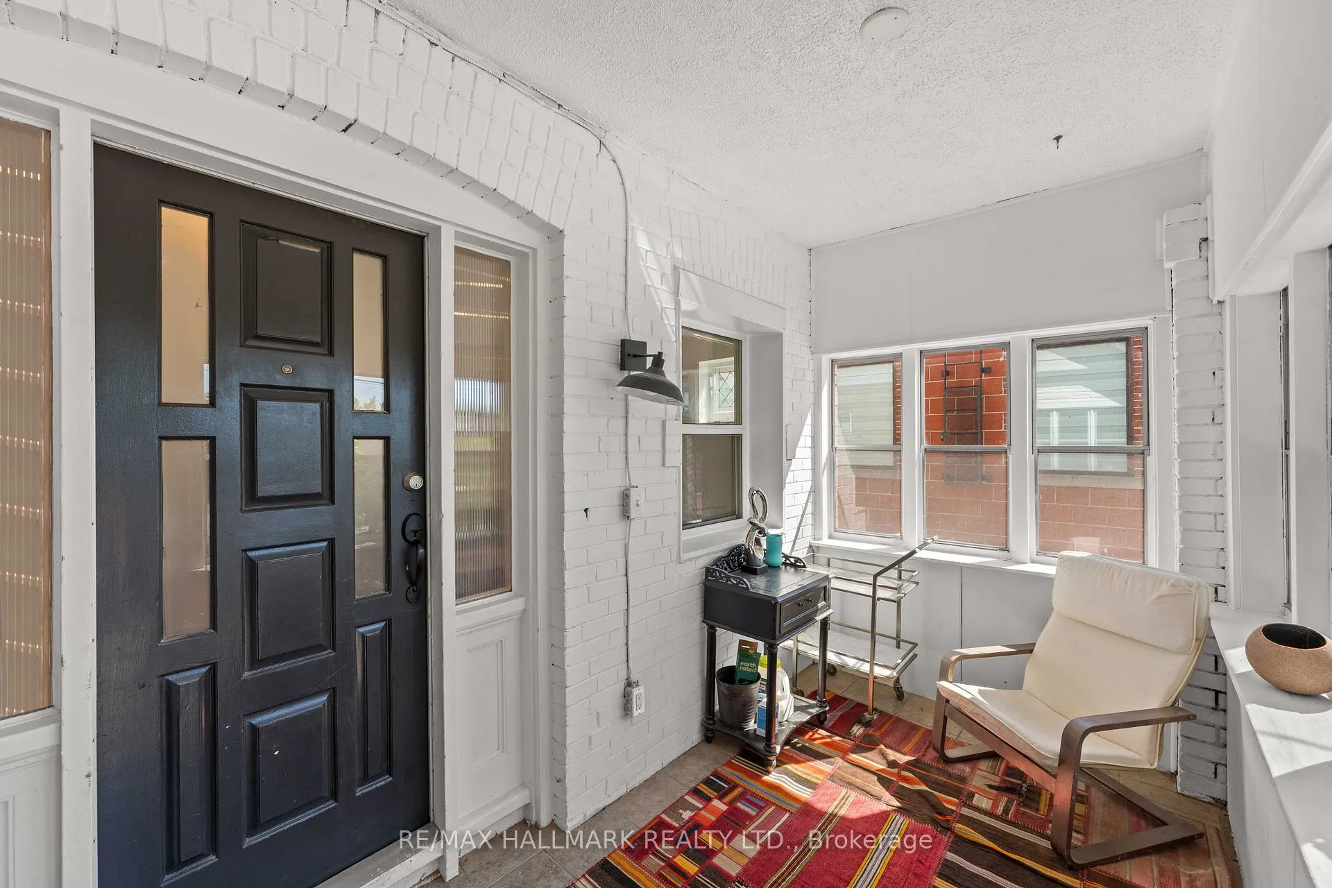Photo 5 of 2 Amherst Avenue, Toronto, Oakwood Village — HOMEH