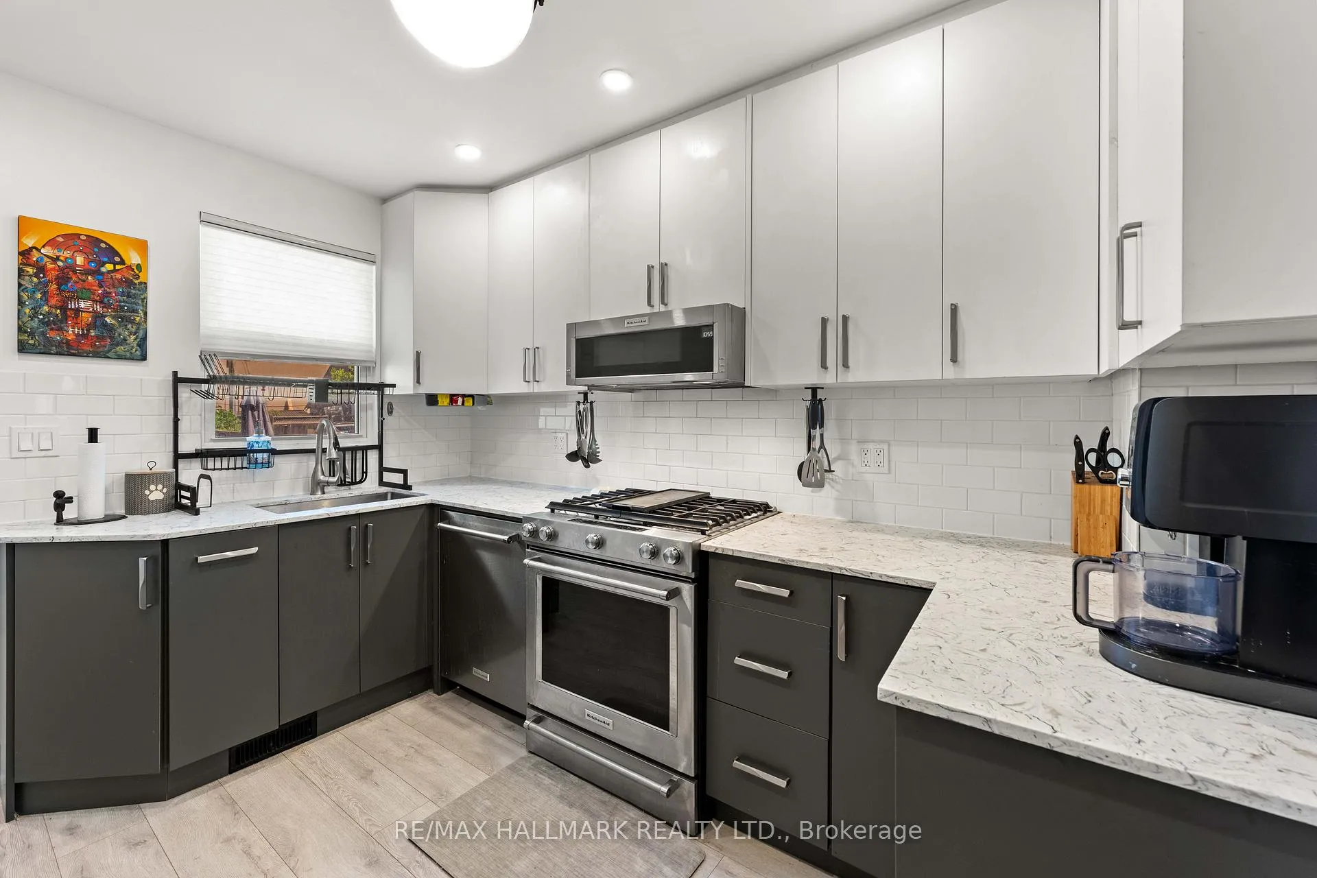 Photo 13 of 2 Amherst Avenue, Toronto, Oakwood Village — HOMEH