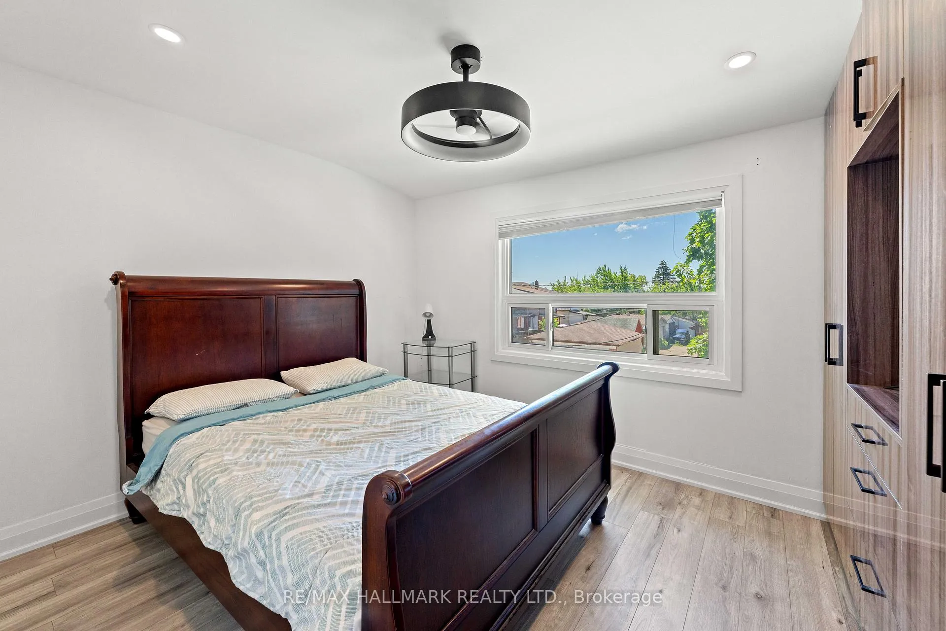 Photo 17 of 2 Amherst Avenue, Toronto, Oakwood Village — HOMEH