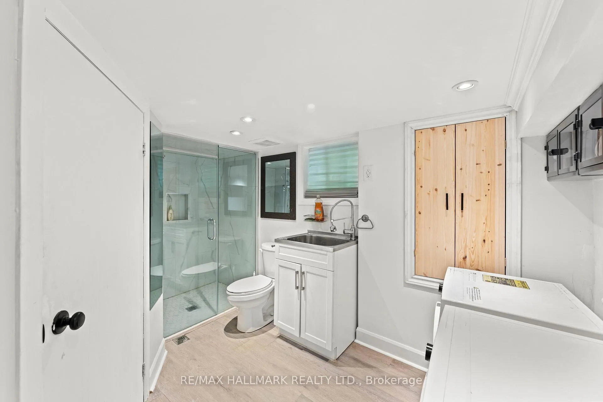 Photo 27 of 2 Amherst Avenue, Toronto, Oakwood Village — HOMEH
