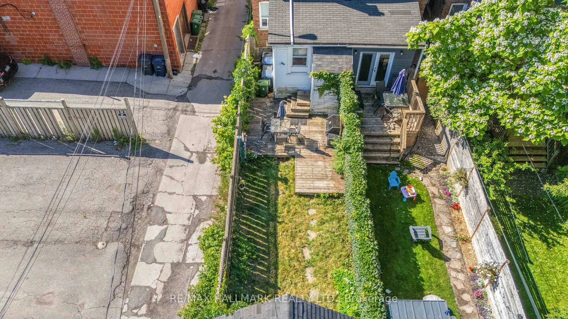 Photo 37 of 2 Amherst Avenue, Toronto, Oakwood Village — HOMEH