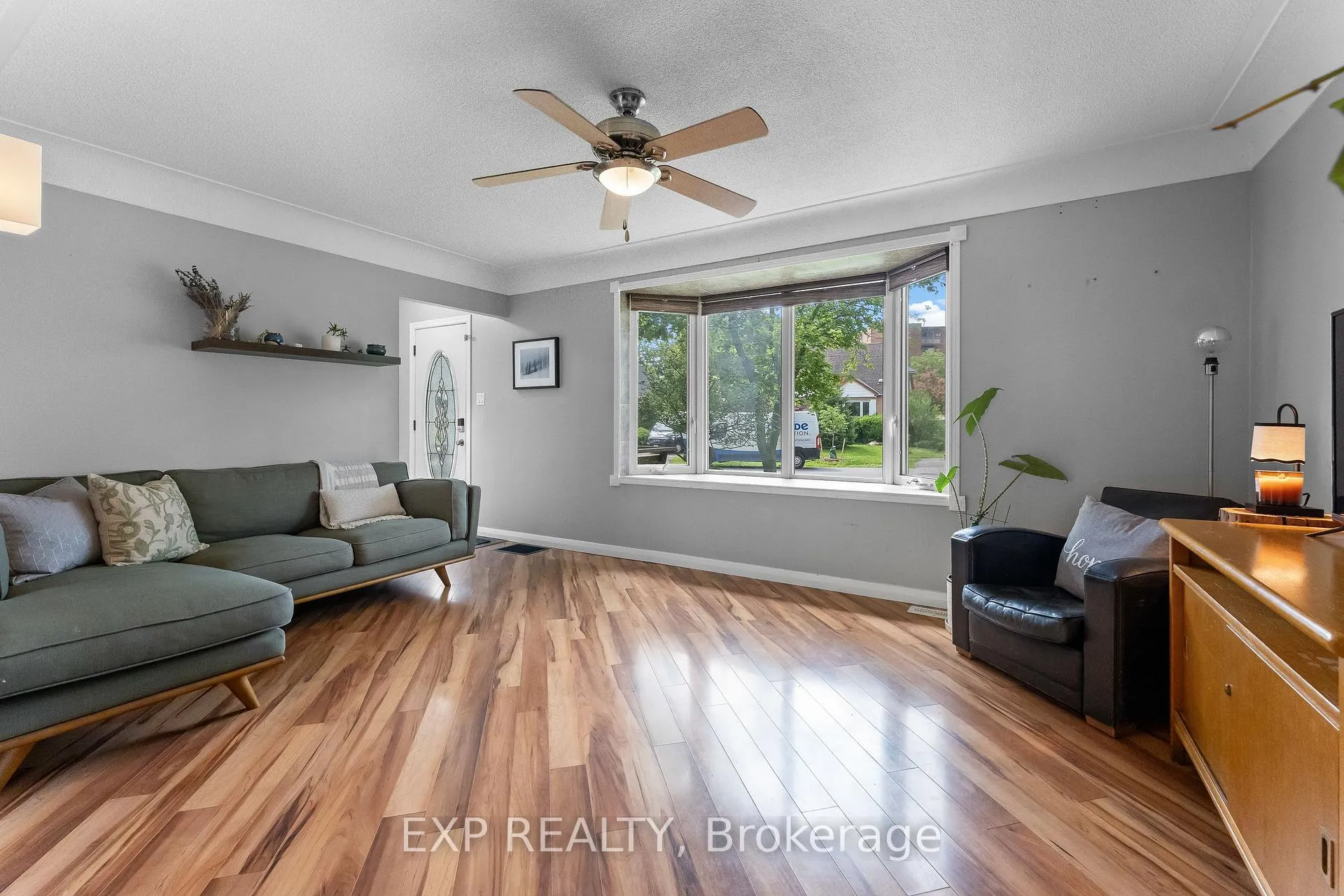 Photo 12 of 3 Winnifred Avenue, St. Catharines, Carlton/Bunting — HOMEH