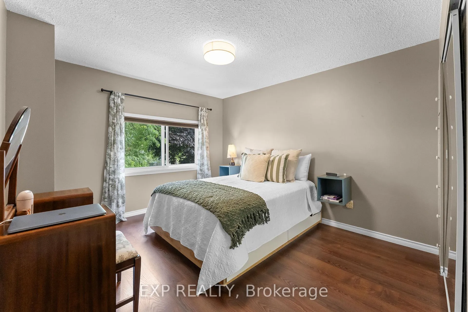 Photo 21 of 3 Winnifred Avenue, St. Catharines, Carlton/Bunting — HOMEH
