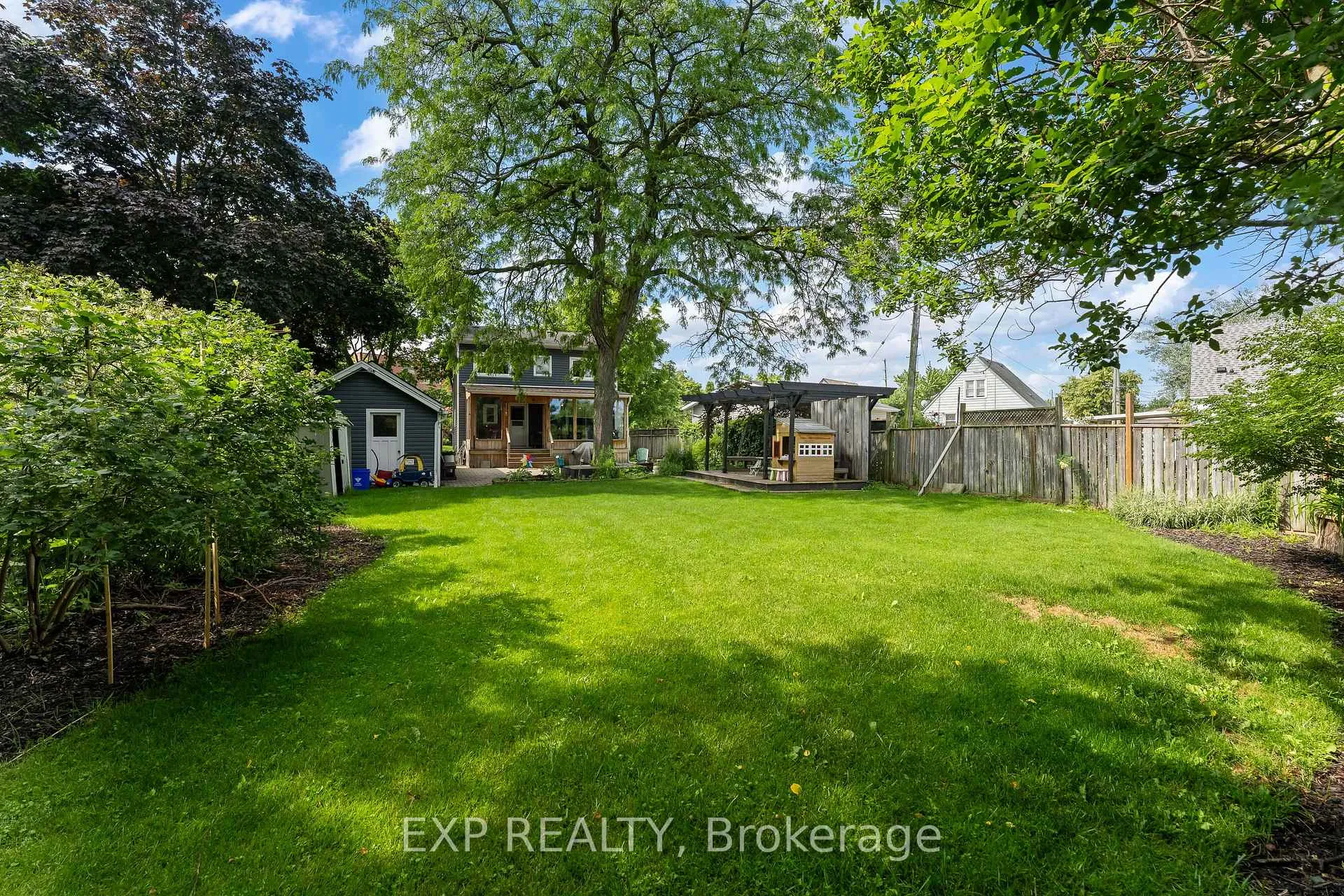 Photo 44 of 3 Winnifred Avenue, St. Catharines, Carlton/Bunting — HOMEH