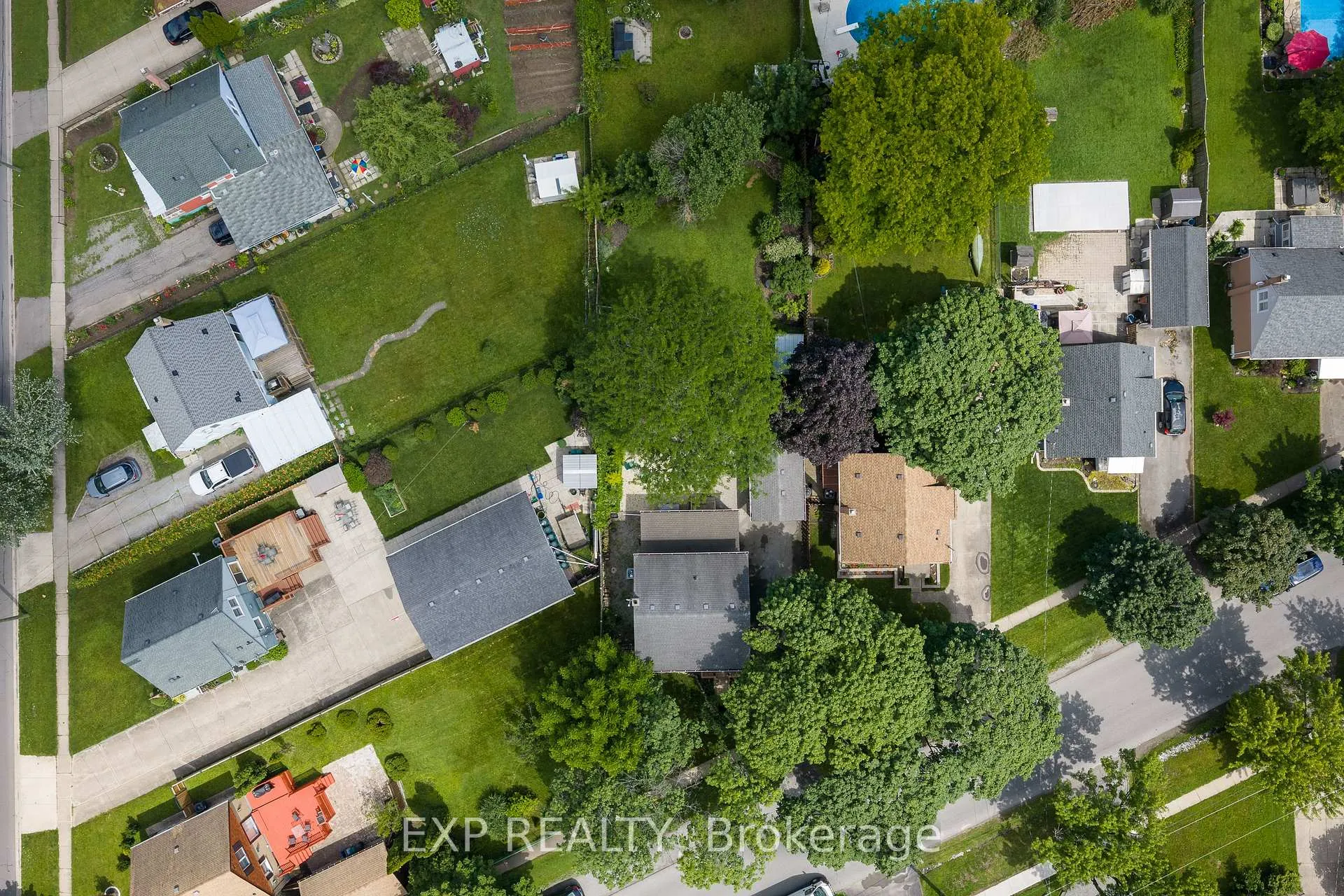 Photo 48 of 3 Winnifred Avenue, St. Catharines, Carlton/Bunting — HOMEH
