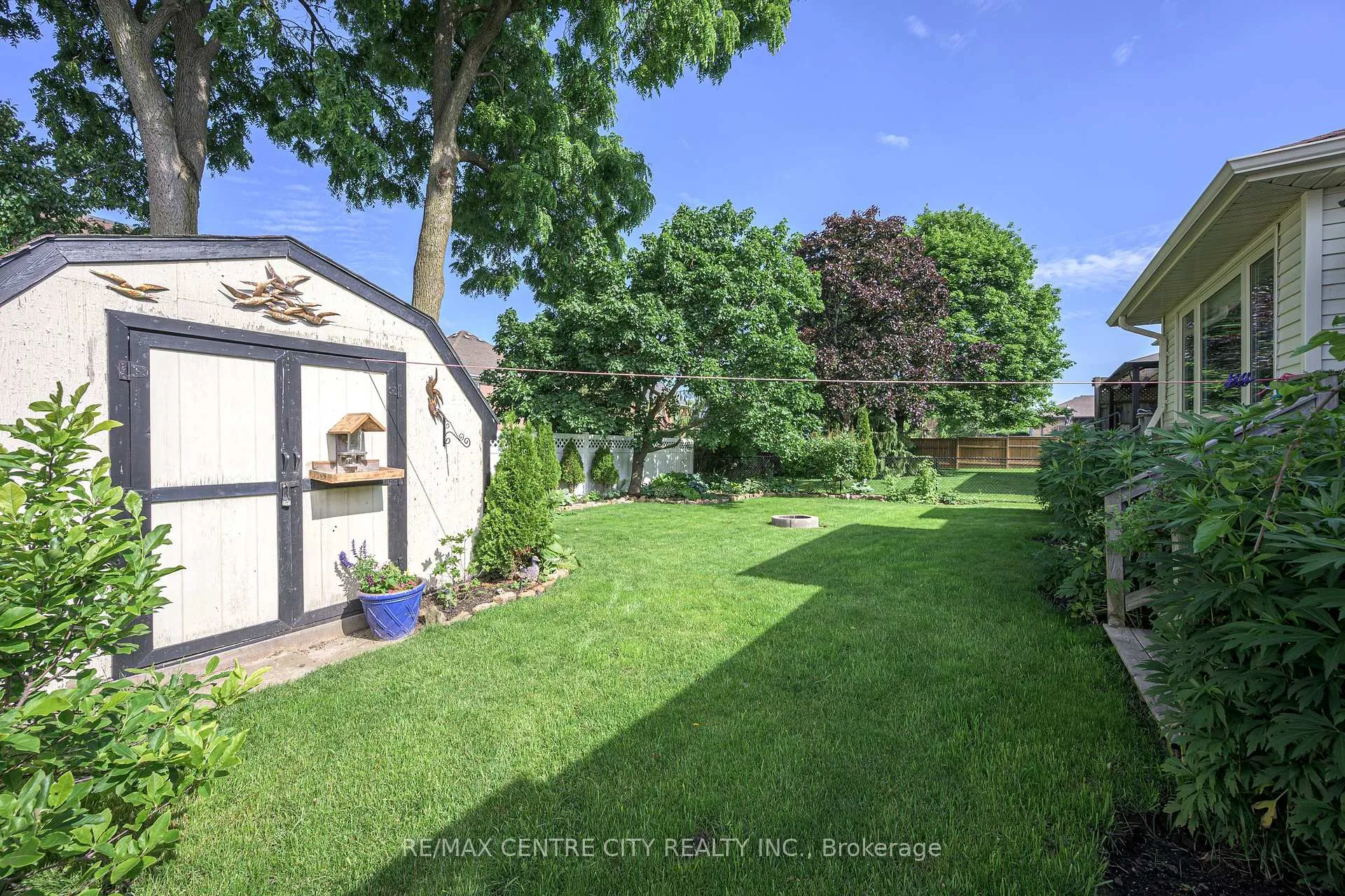 Photo 6 of 15 Cavanaugh Crescent, St. Thomas — HOMEH
