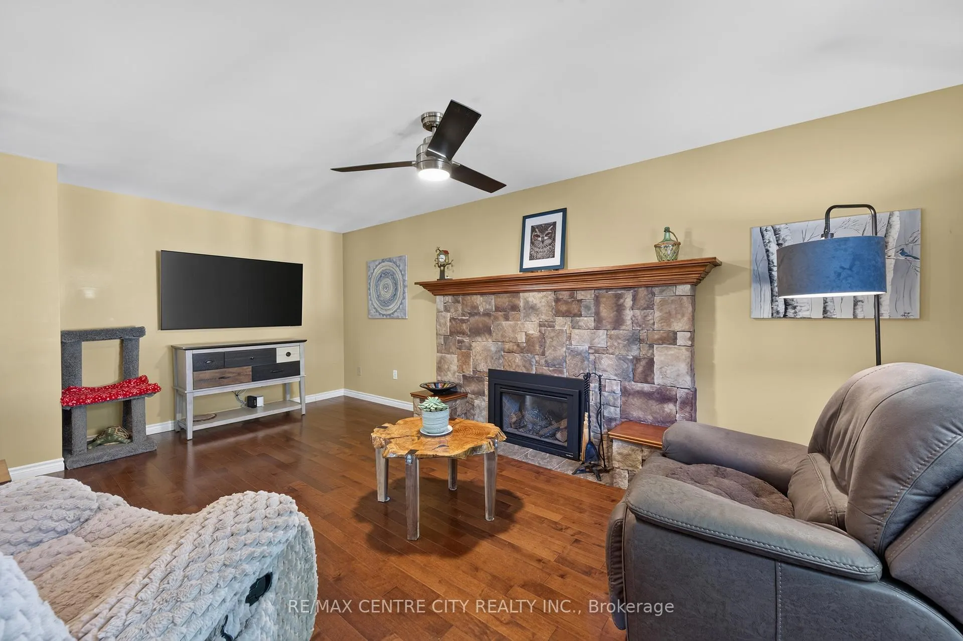 Photo 20 of 15 Cavanaugh Crescent, St. Thomas — HOMEH