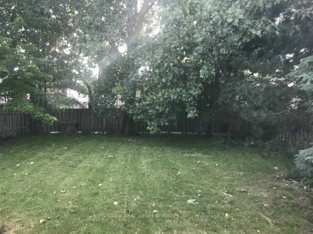 Photo 19 of 19 Tanoak Drive, London, North E — HOMEH