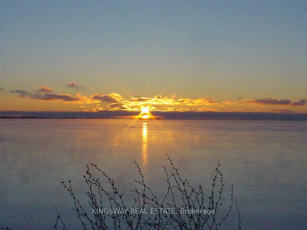 Photo 1 of Unit 5, 7 Lakelawn Road, Grimsby, Grimsby Beach — HOMEH