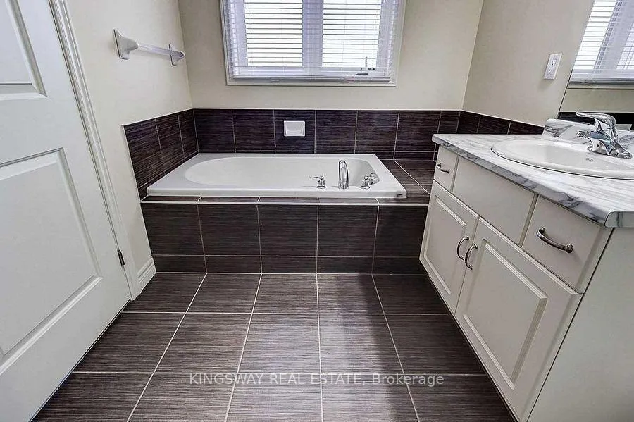 Photo 23 of Unit 5, 7 Lakelawn Road, Grimsby, Grimsby Beach — HOMEH