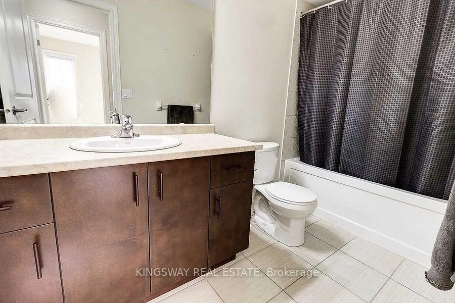 Photo 28 of Unit 5, 7 Lakelawn Road, Grimsby, Grimsby Beach — HOMEH