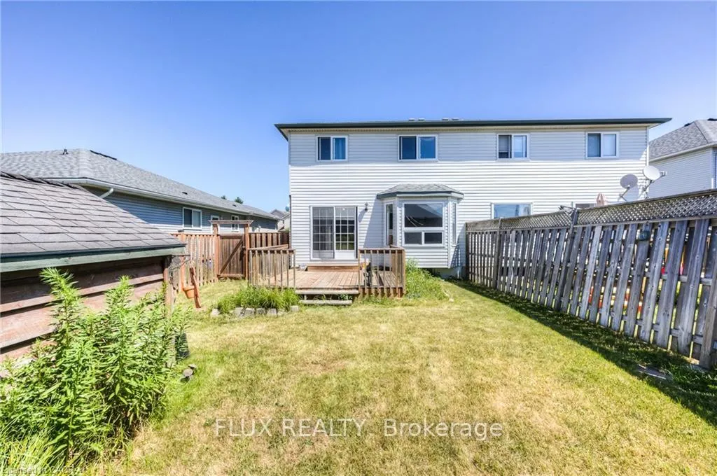 Photo 34 of 53 Wingfield Avenue, Stratford — HOMEH