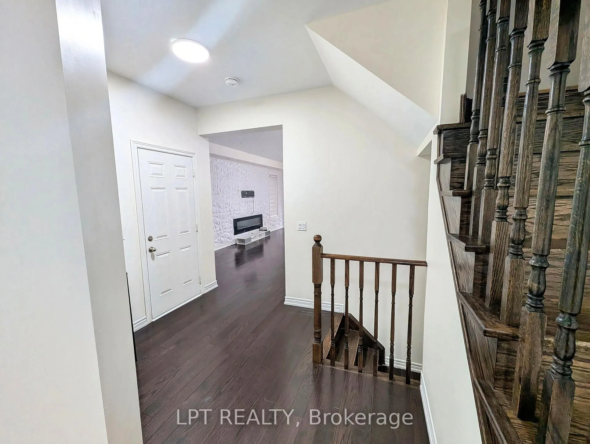 Photo 3 of 22 Dufay Road, Brampton, Northwest Brampton — HOMEH